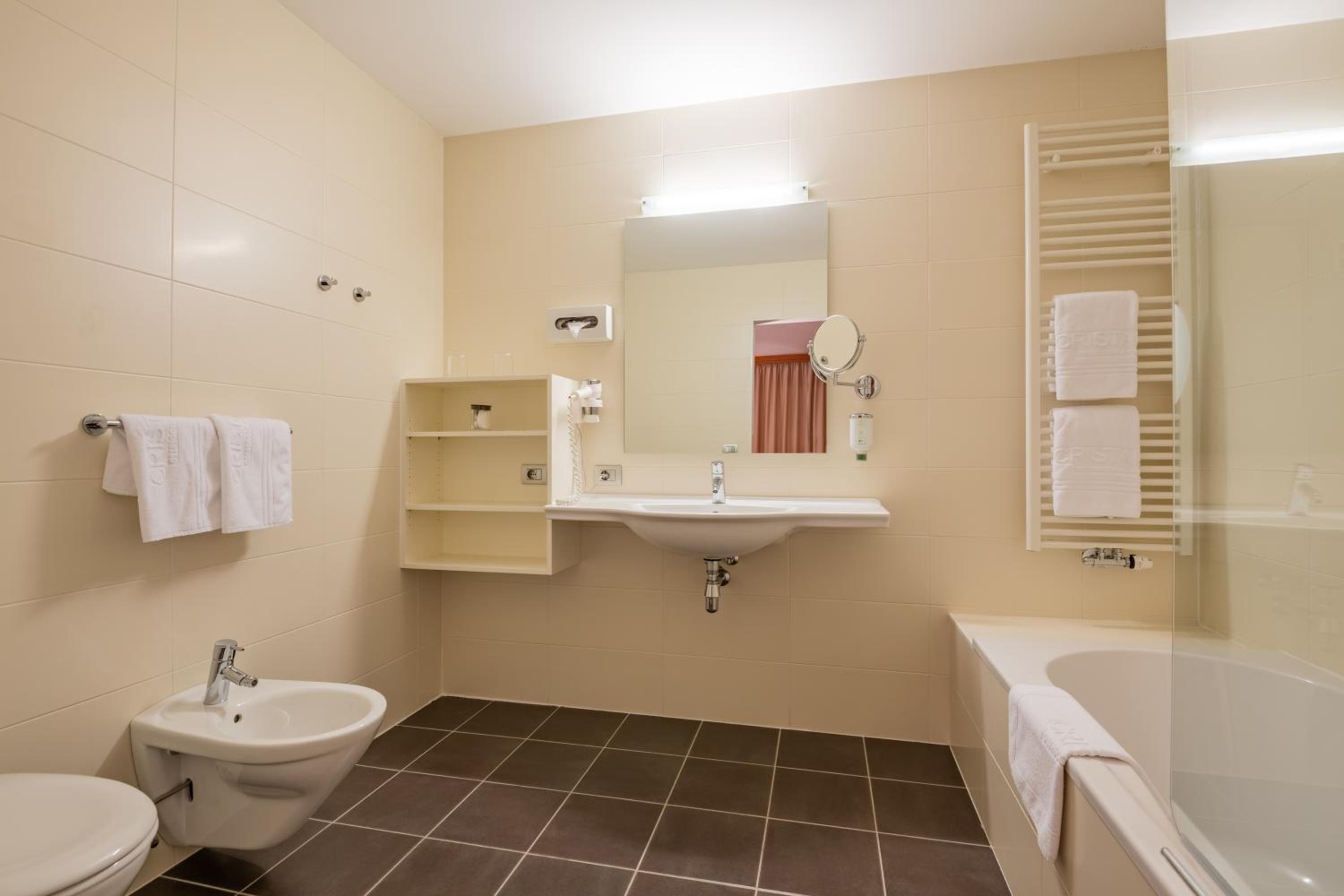 Deluxe Double Room - Photo 2