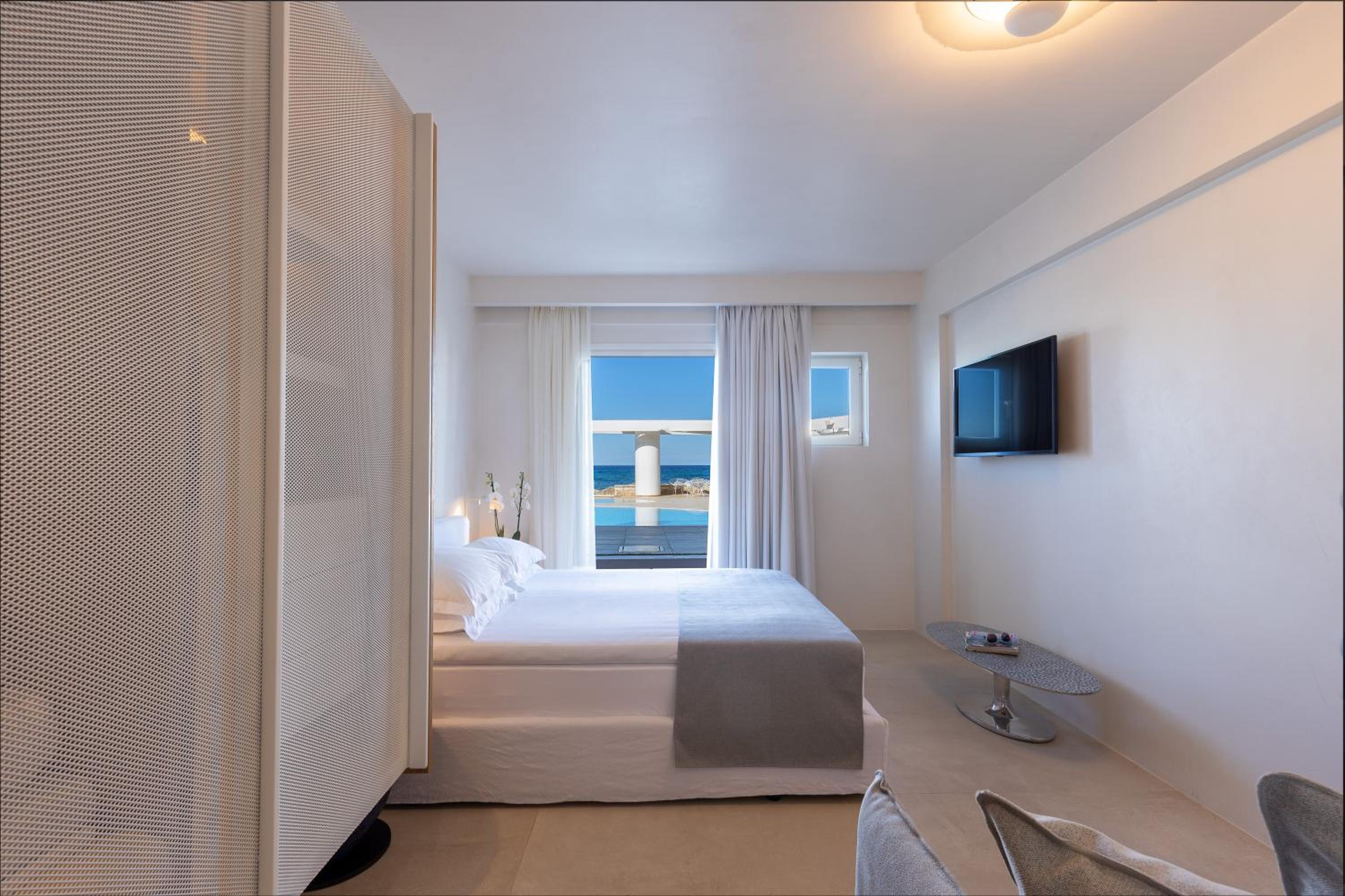 Studio with Sea View (2 Adults) - Photo 1