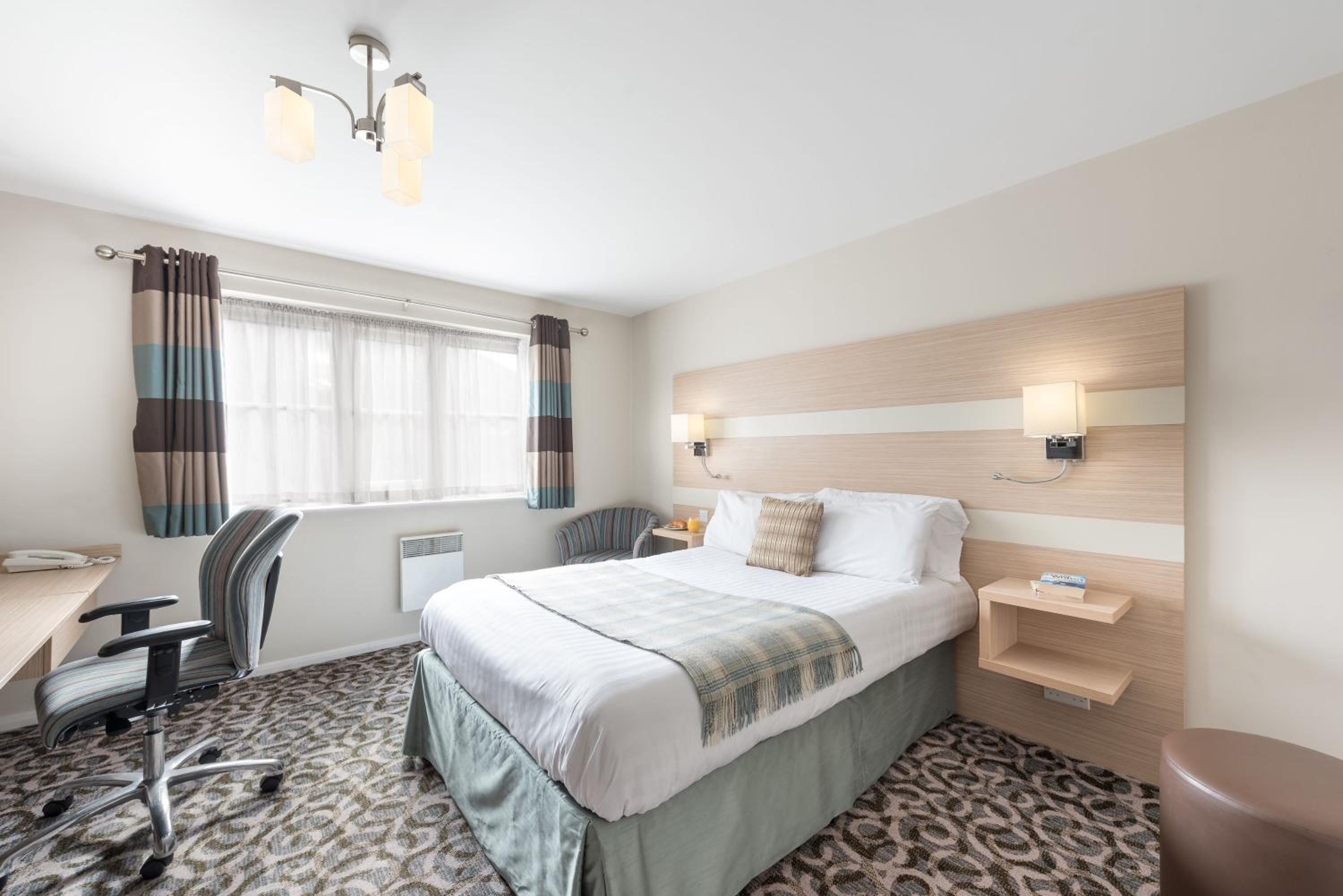 Standard Double Room - Photo 2