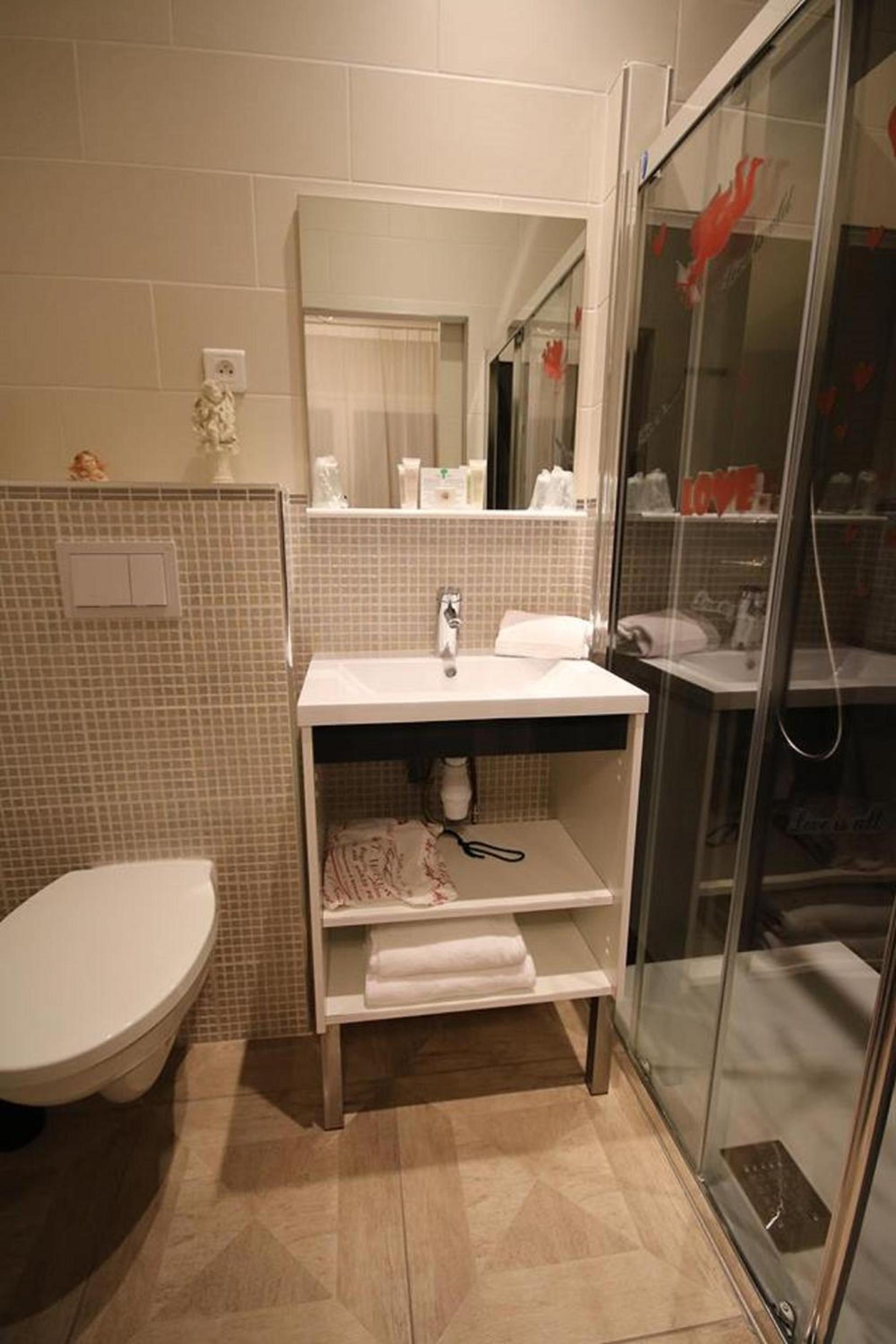 Double Room with Terrace - Photo 7