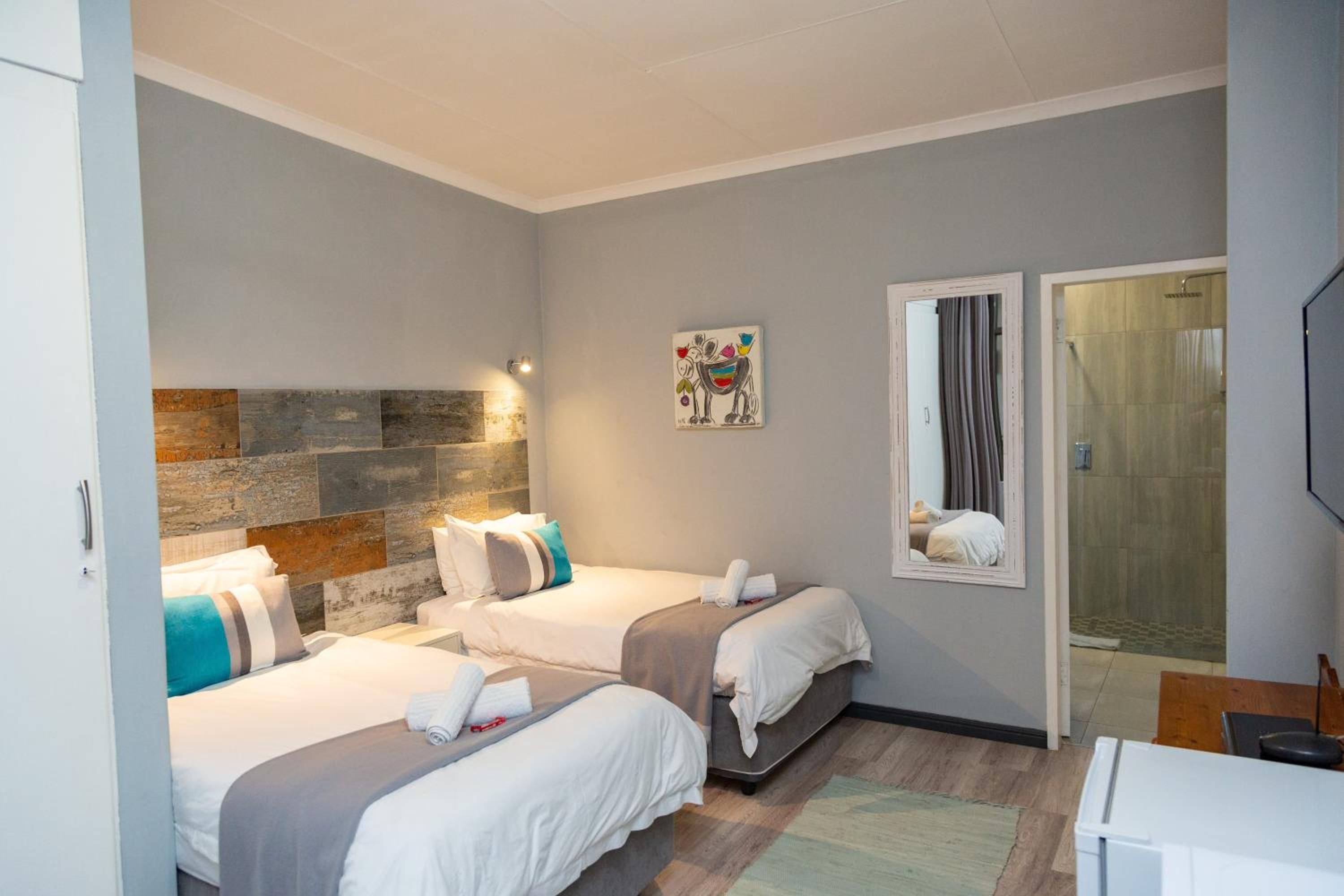 Comfort Twin Room photo 2