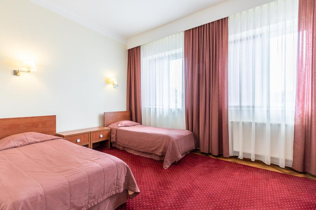 Quadruple Room - Photo 5