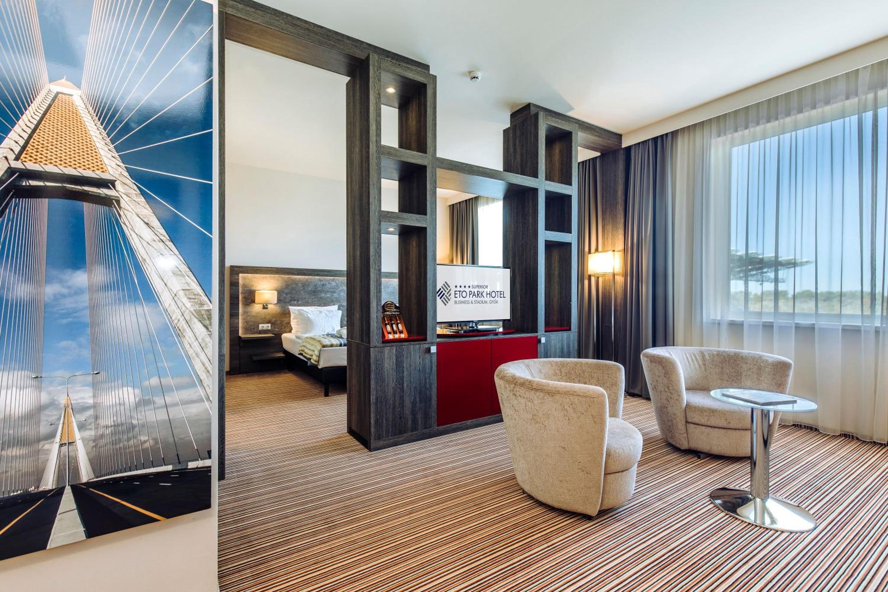 Executive Suite with Stadium View photo 1