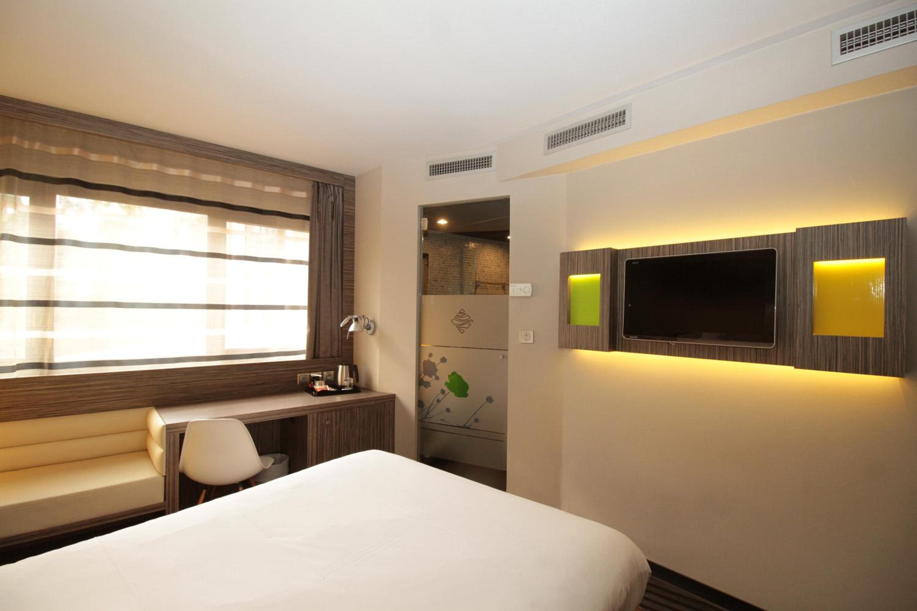 Single Room photo 3
