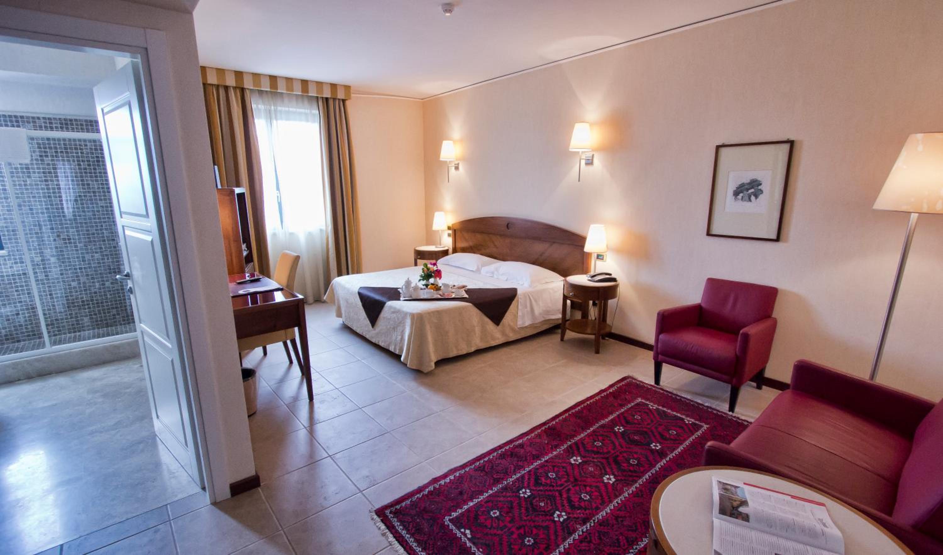 Deluxe Double Room photo 2