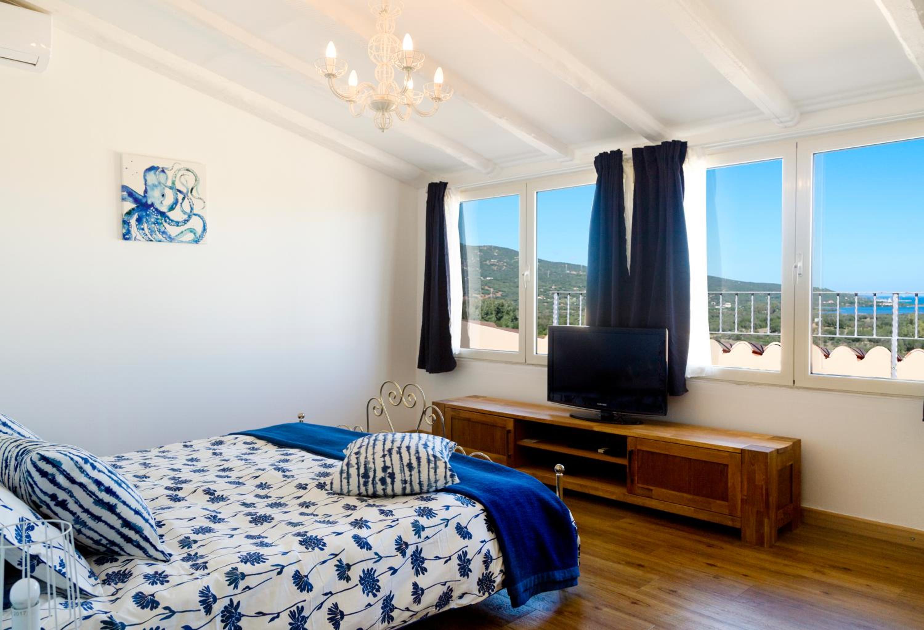 Superior Suite with Sea View photo 1