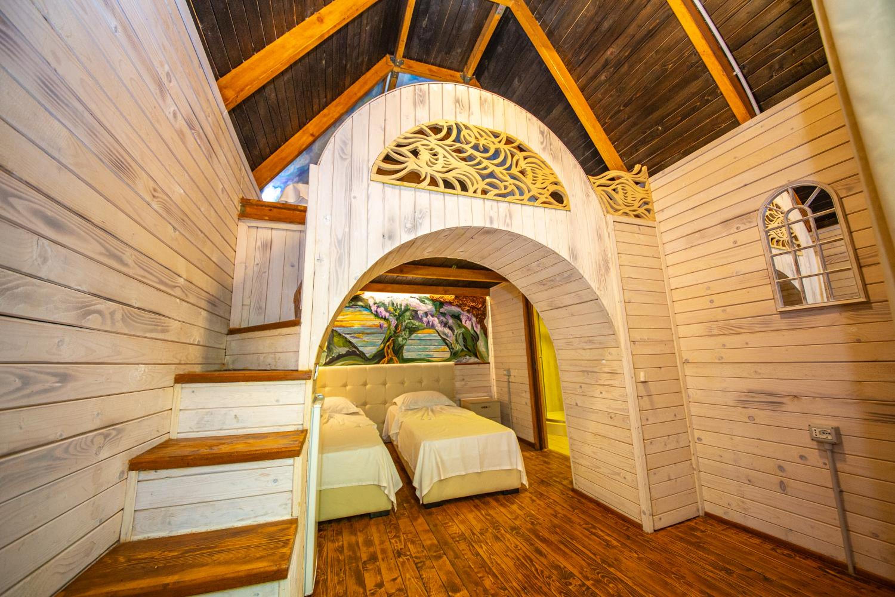Superior Chalet Quadruple Duplex  photo 1