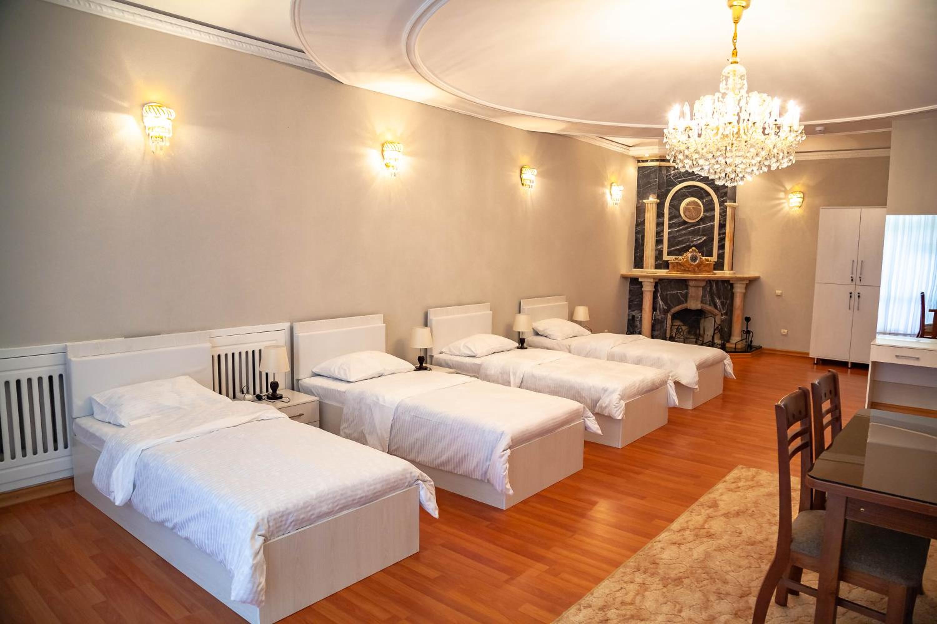 Quadruple Room With Private Bathroom