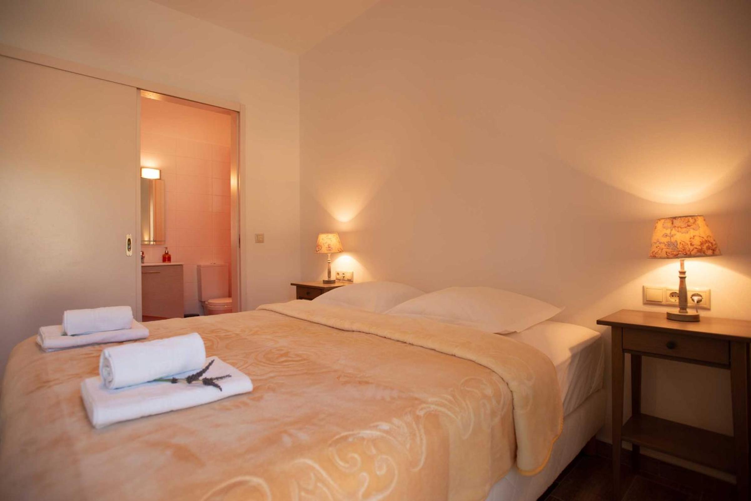 Three-Bedroom Villa photo 1