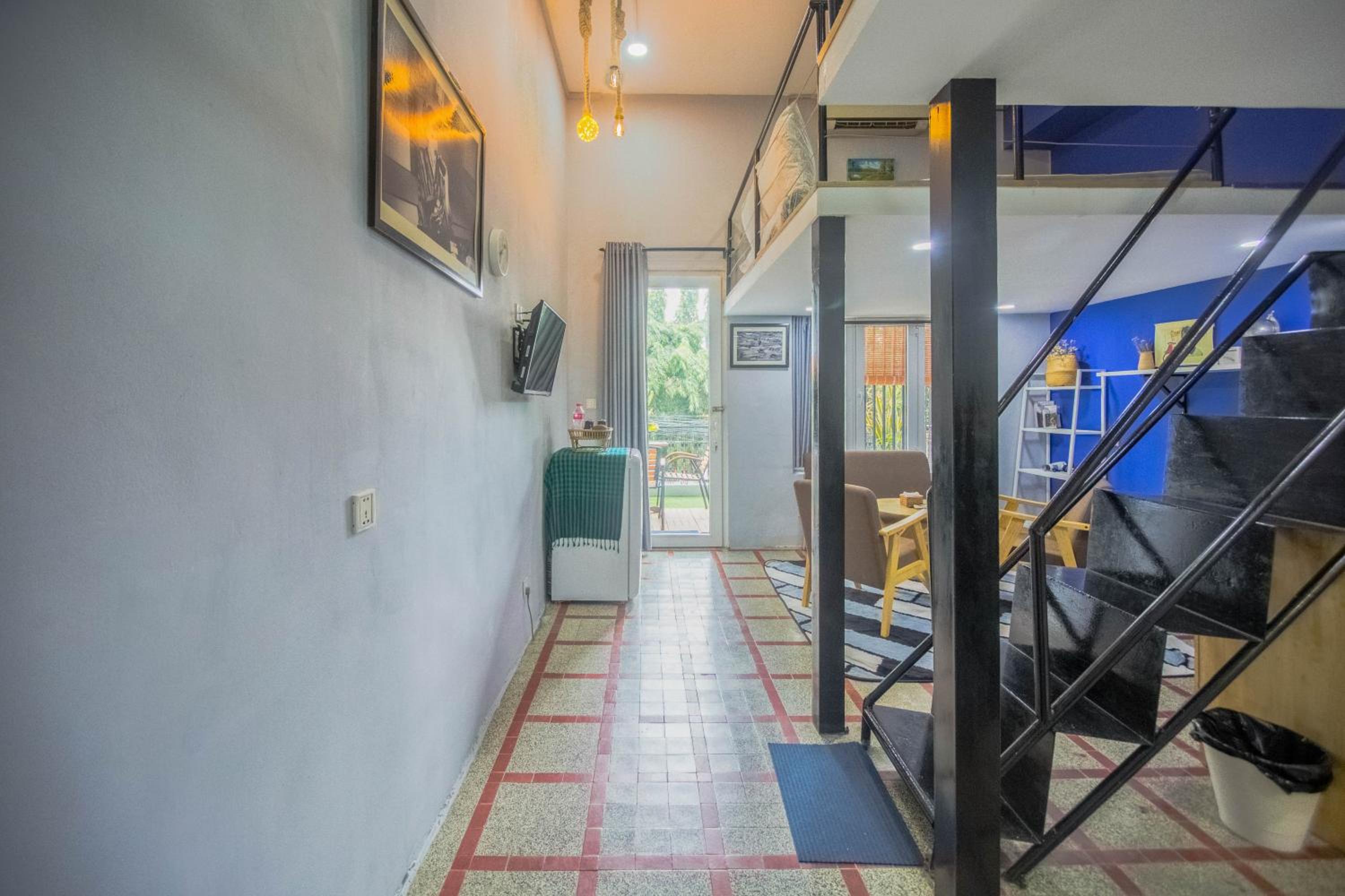 Family Duplex Balcony Room with Window photo 1