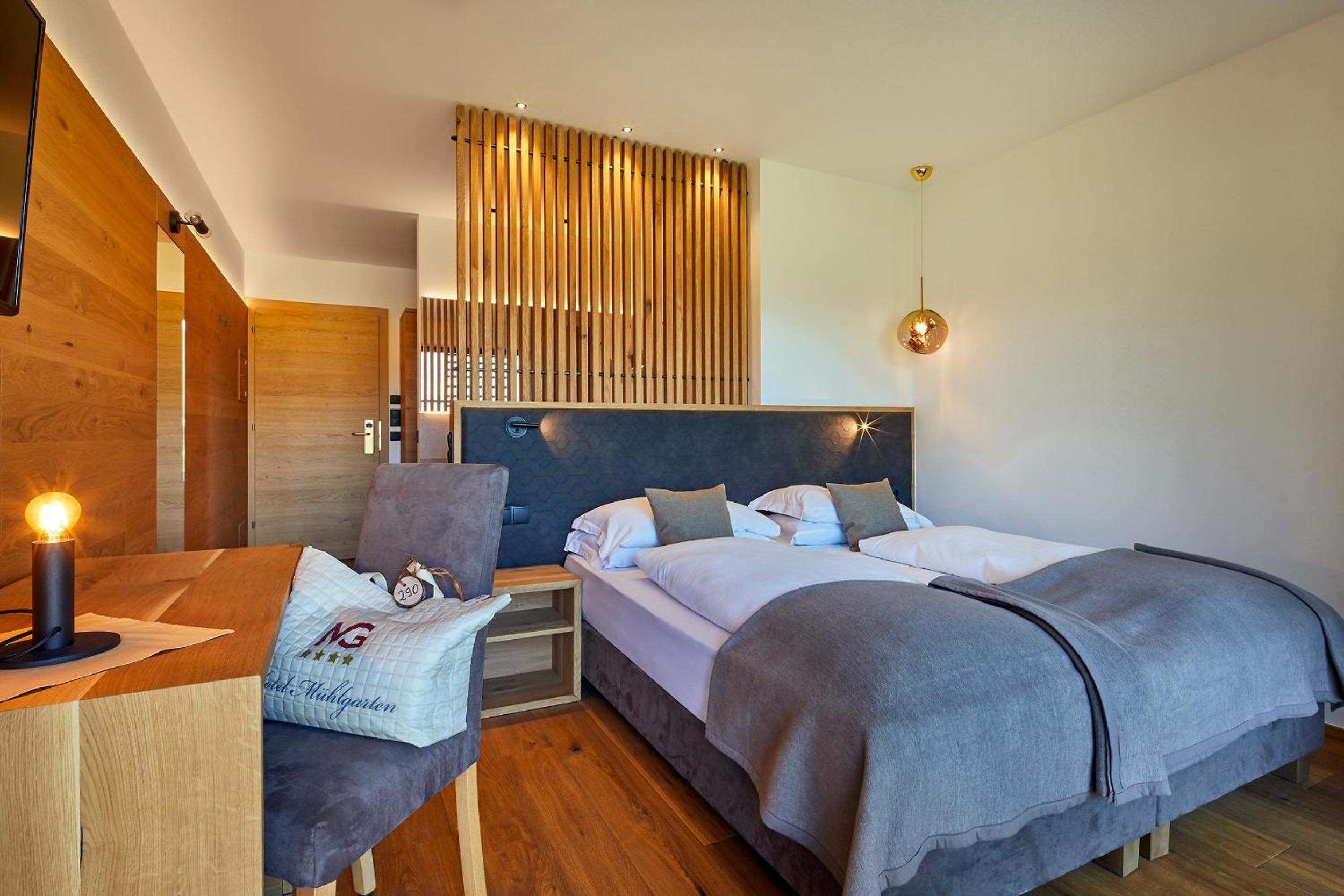King Room with Mountain View photo 1