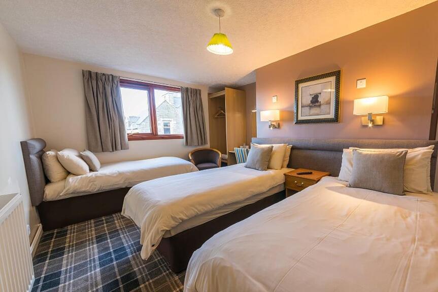 Family Double Room - Photo 5