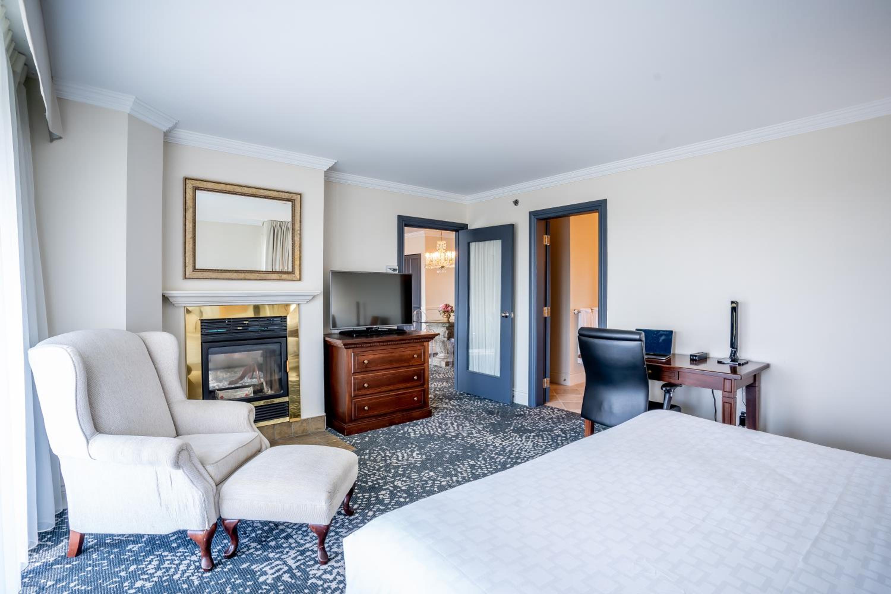 Executive Suite photo 2