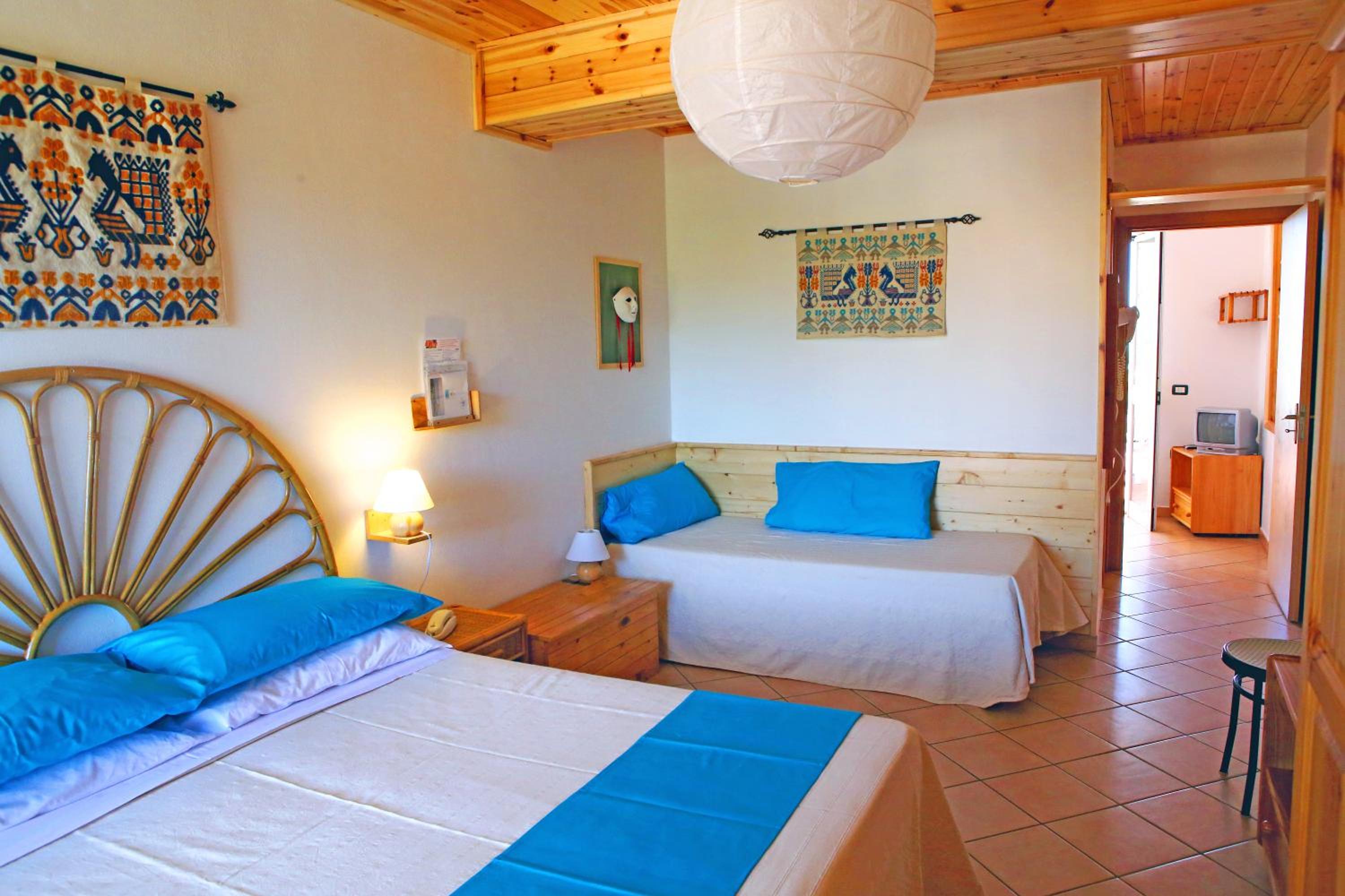 One-Bedroom Apartment with Sea View (3 Adults) photo 1