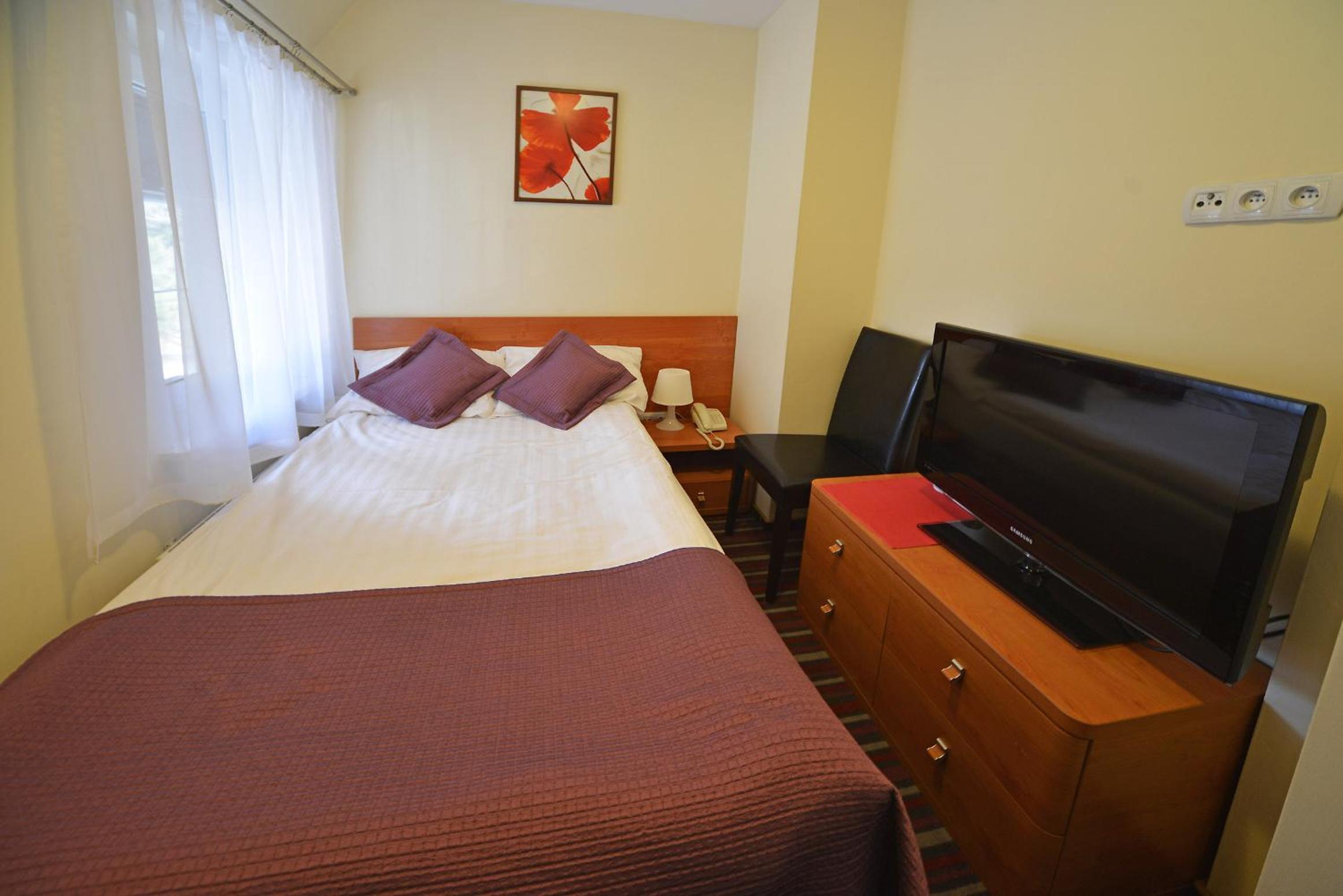 Single Room photo 1