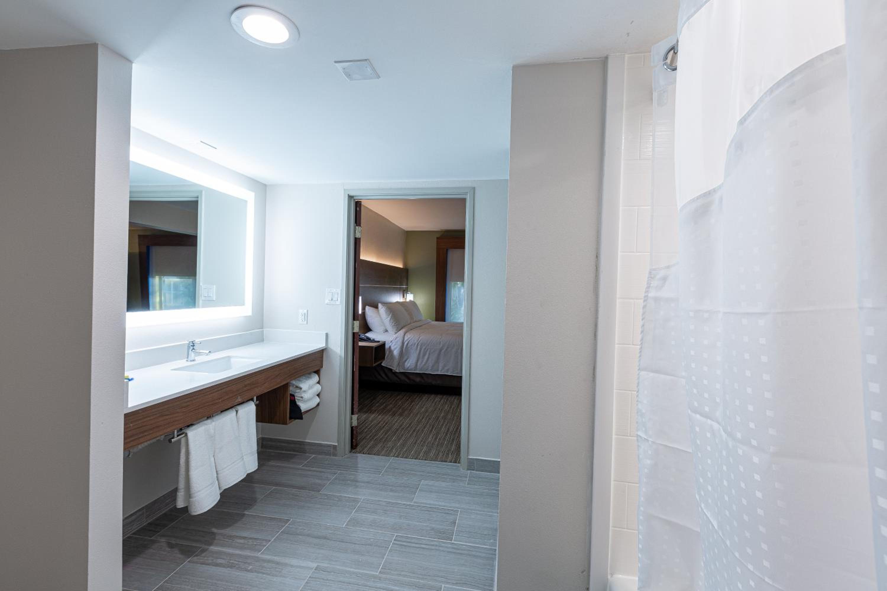 King Suite - Photo 8