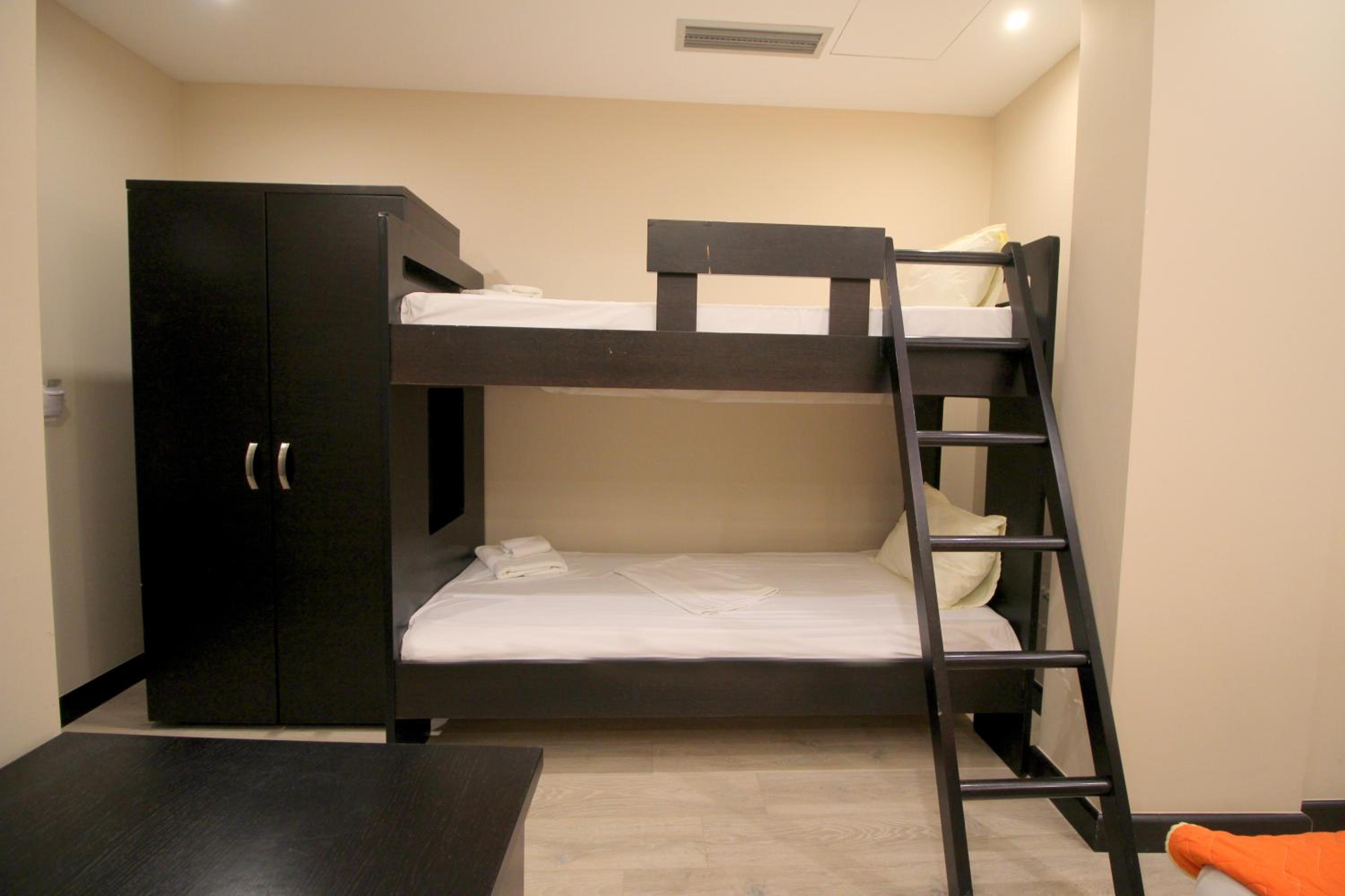 Quadruple Room with Balcony photo 2