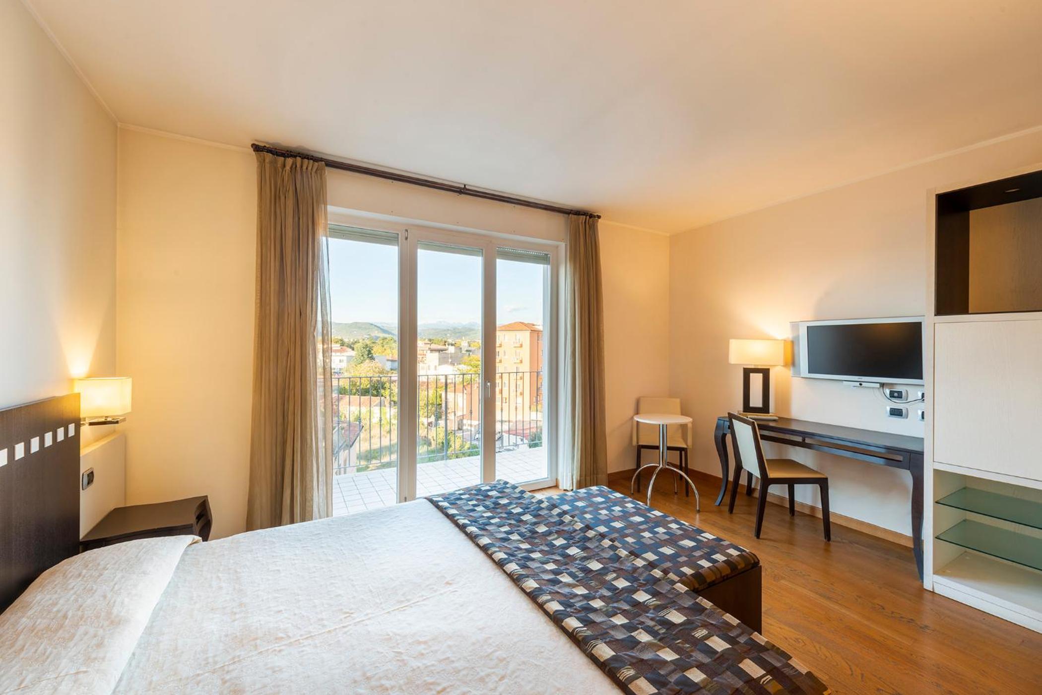 Superior Double Room with Balcony