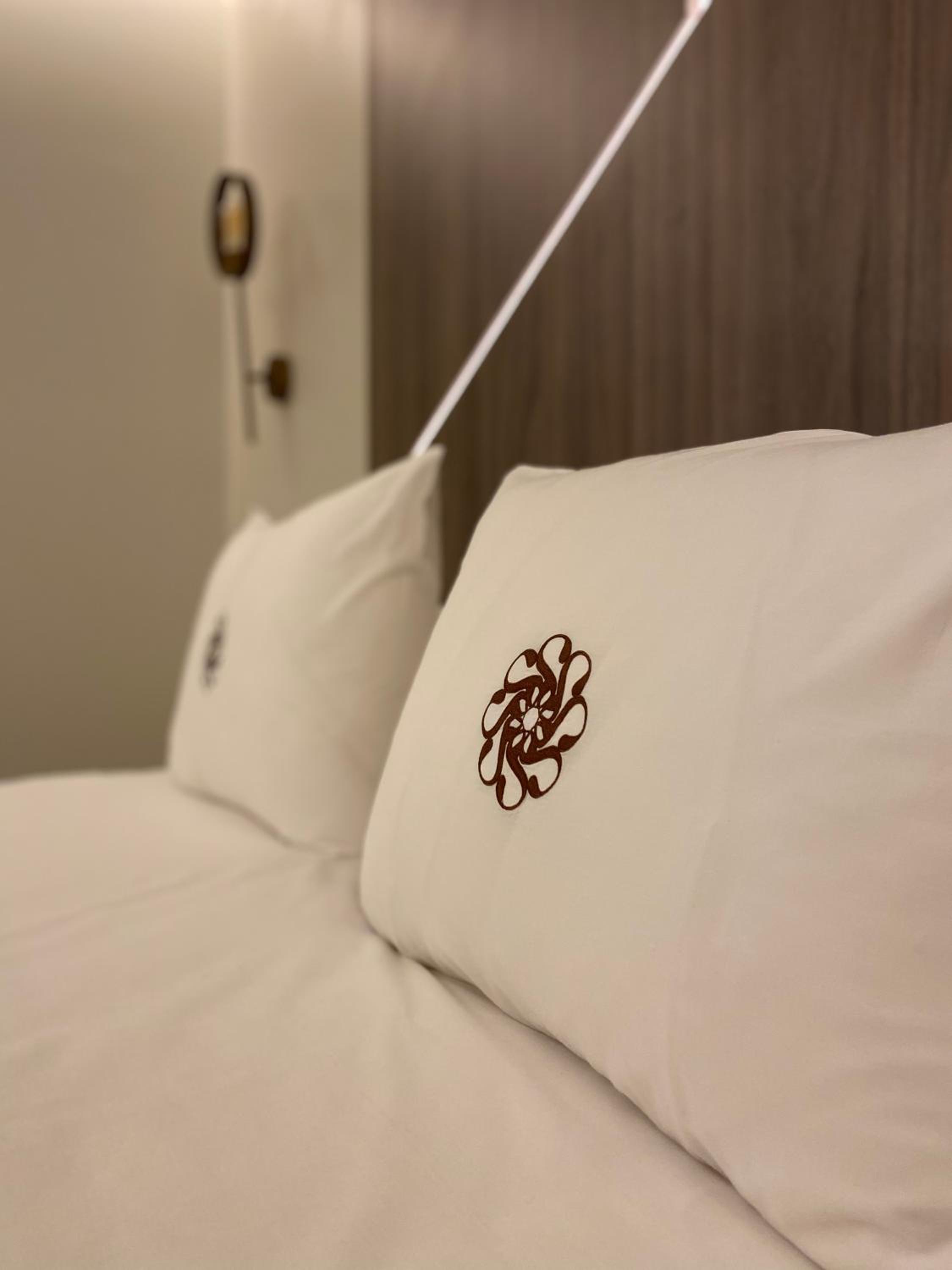 Double or Twin Room - Photo 4