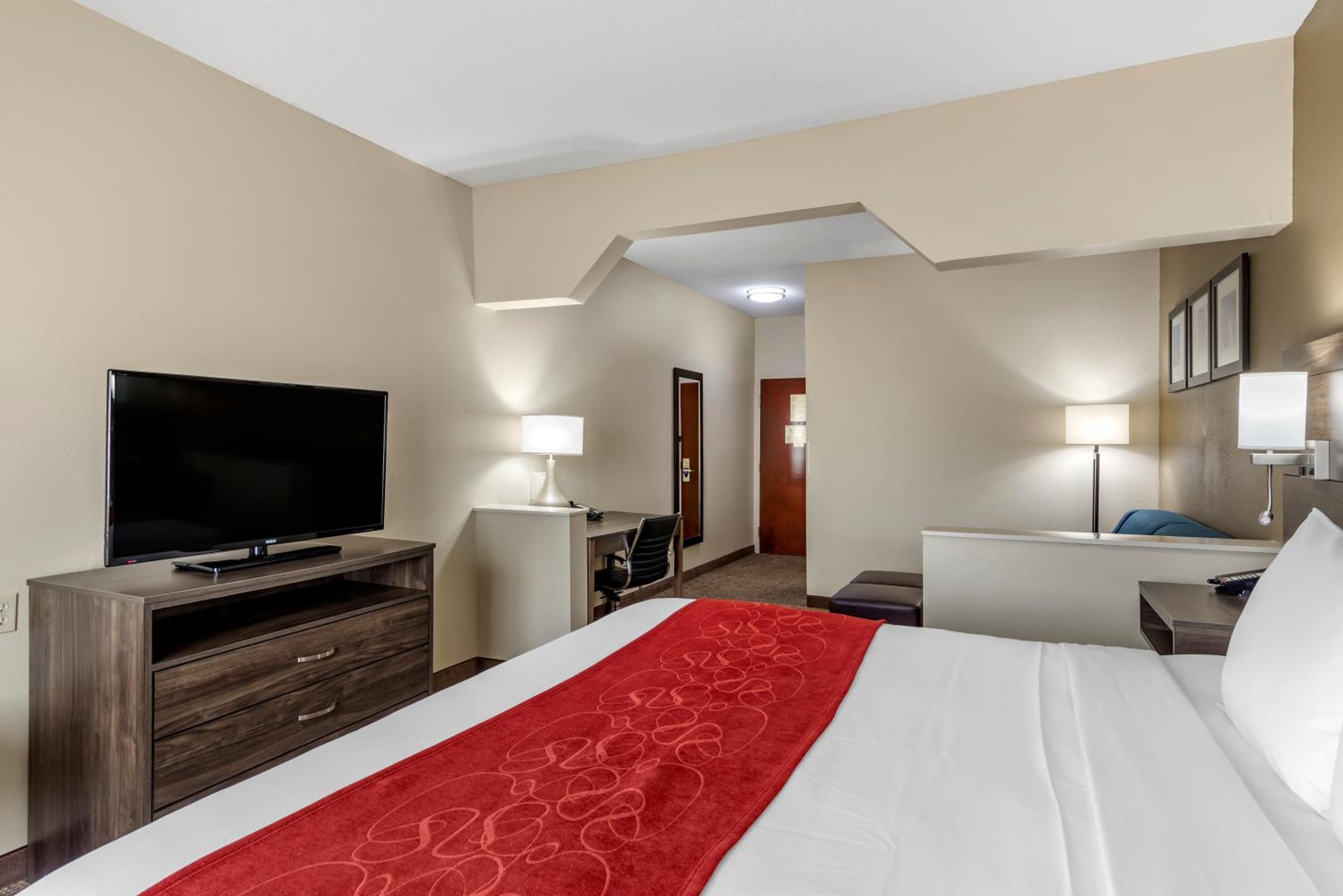 King Suite - Photo 5
