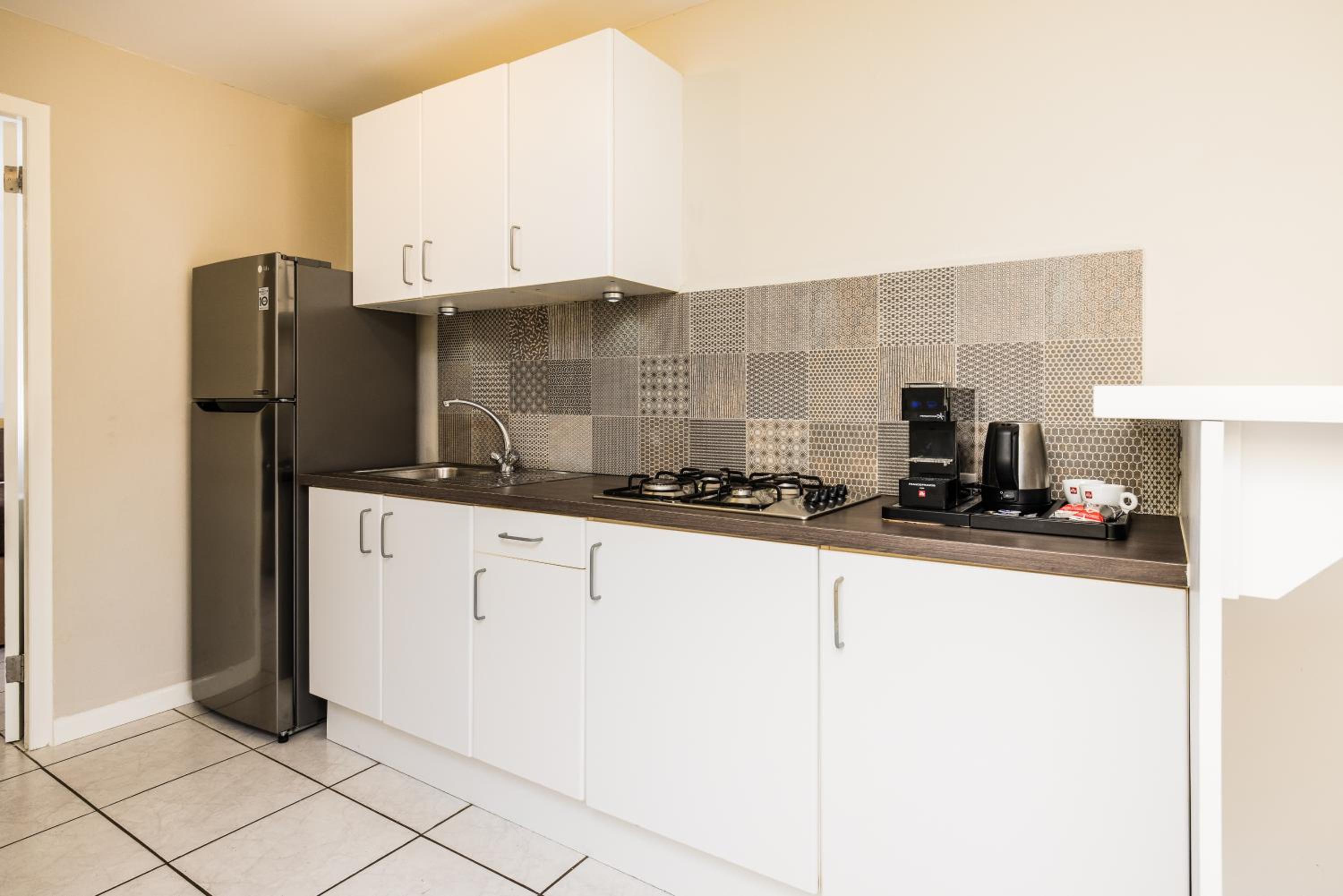 One-Bedroom Suite photo 2