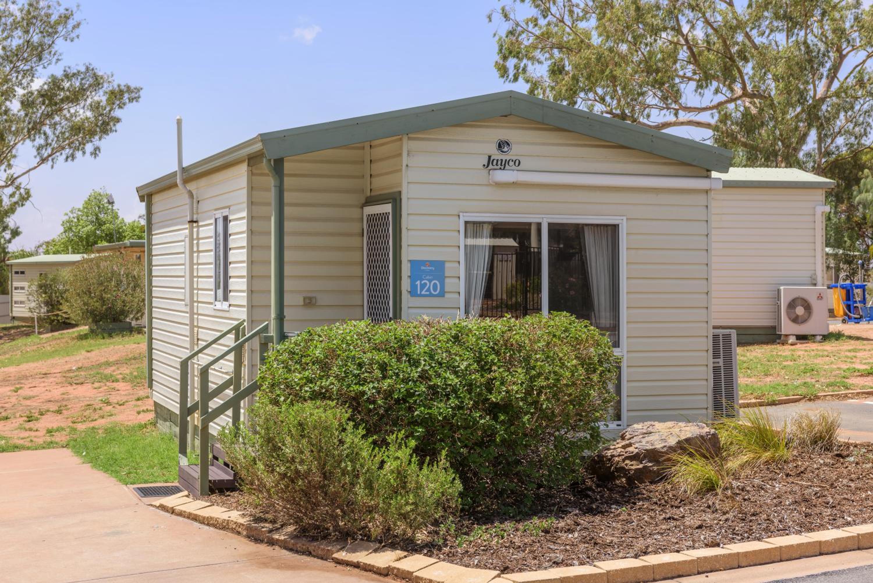 Standard 1 Bedroom Cabin - Sleeps 2 - Photo 8