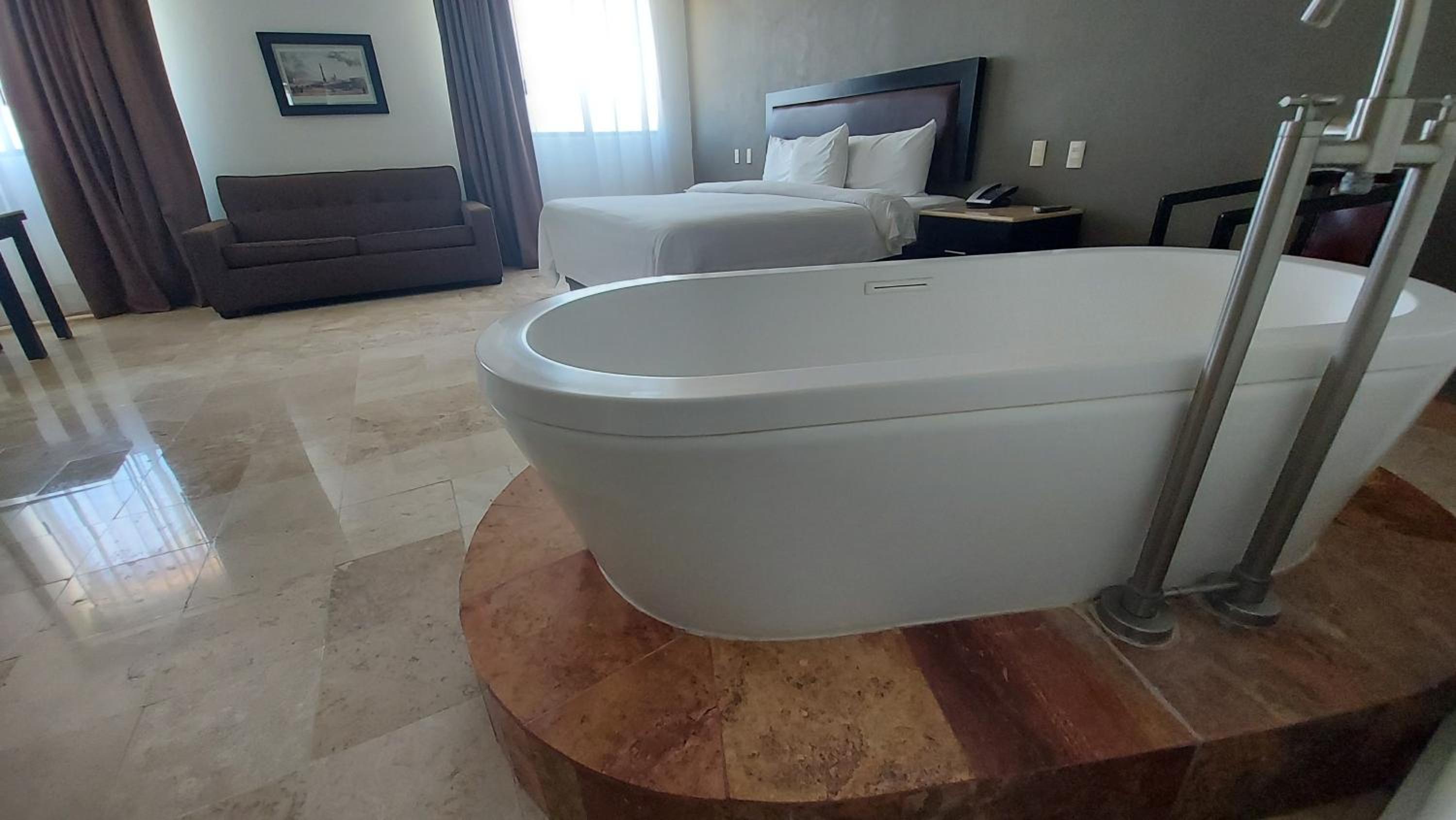 Superior Suite photo 3