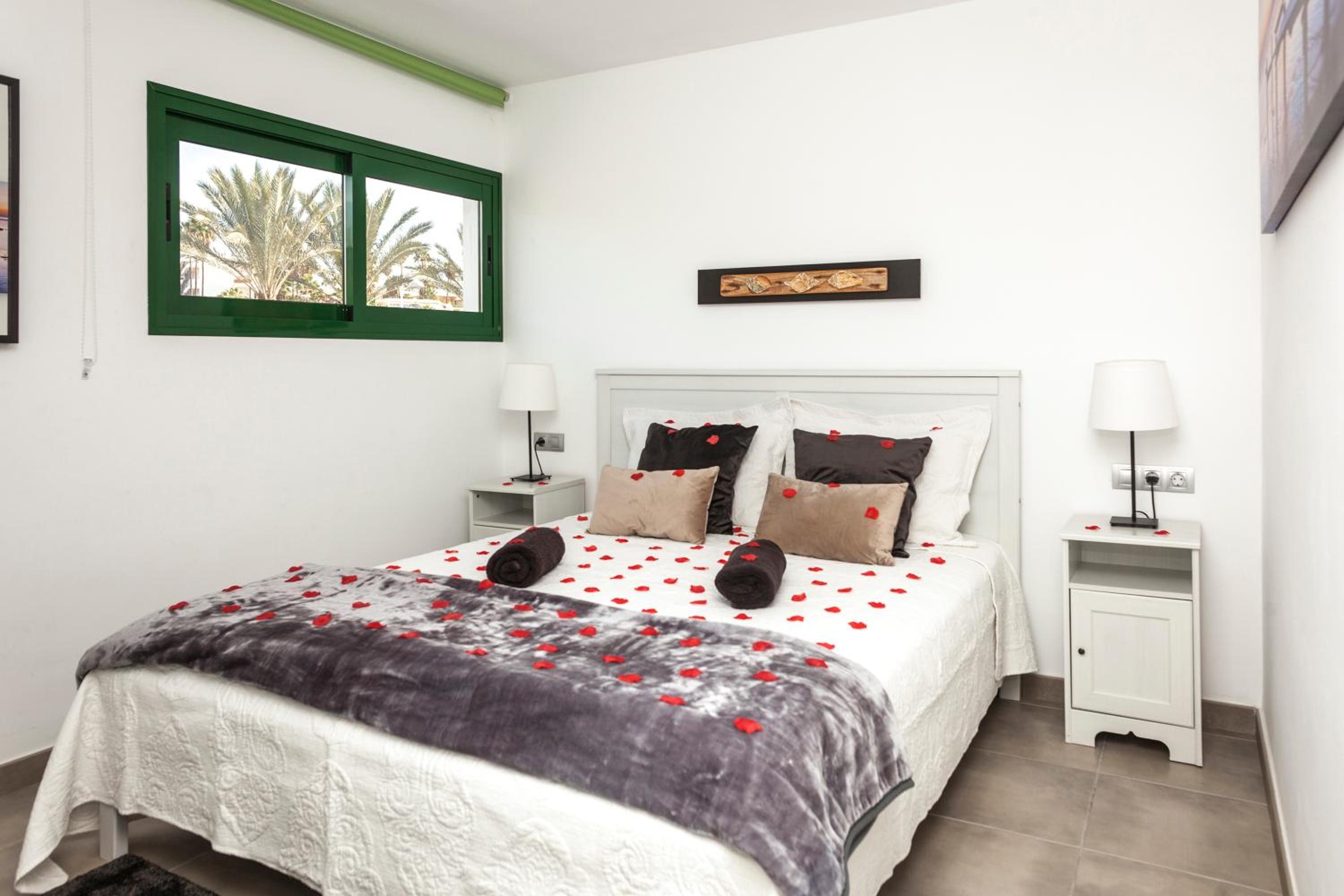 Apartamento con Balcón