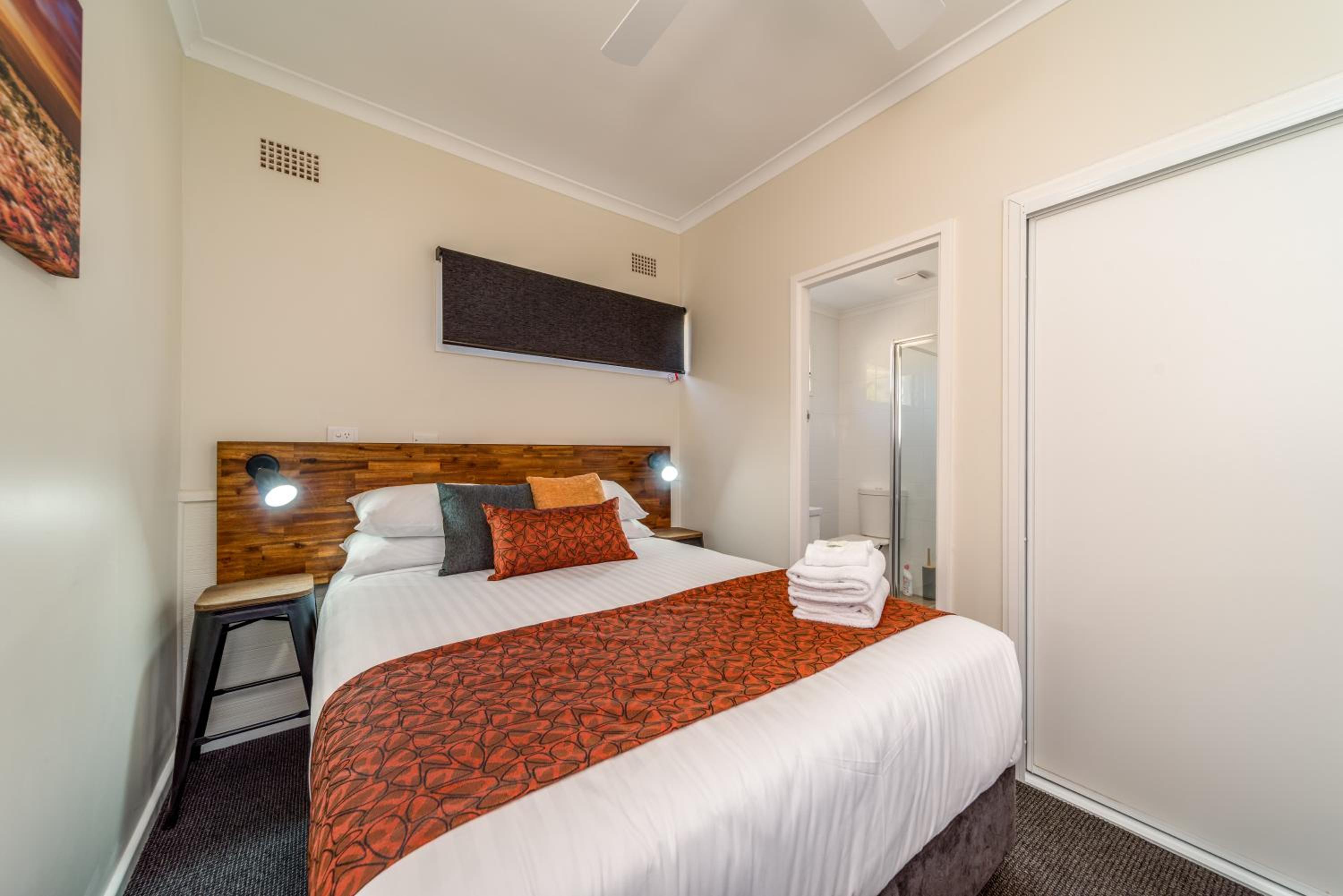 Economy Double Room - Photo 4