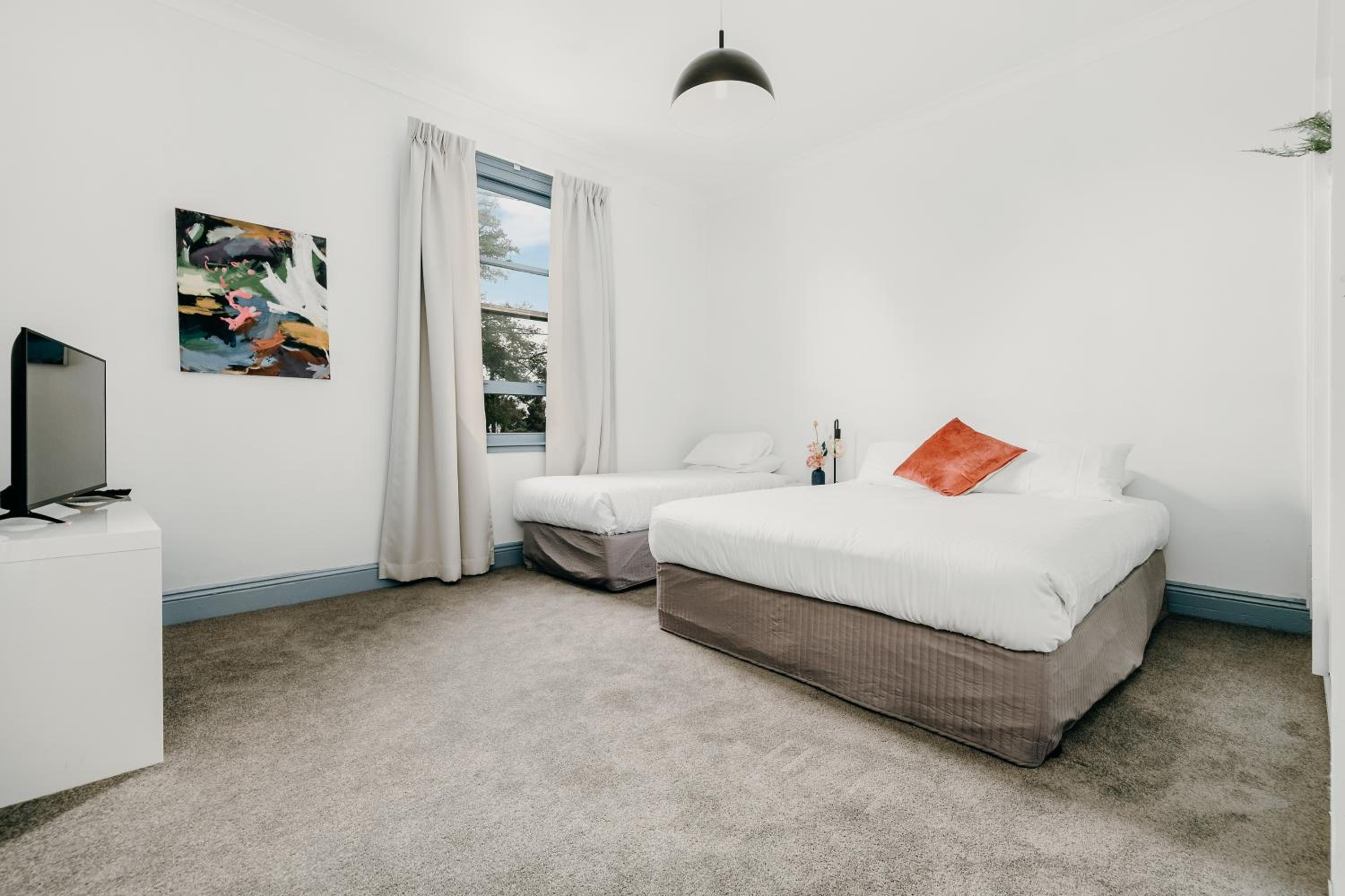 Double Room with Extra Bed and Shared Bathroom