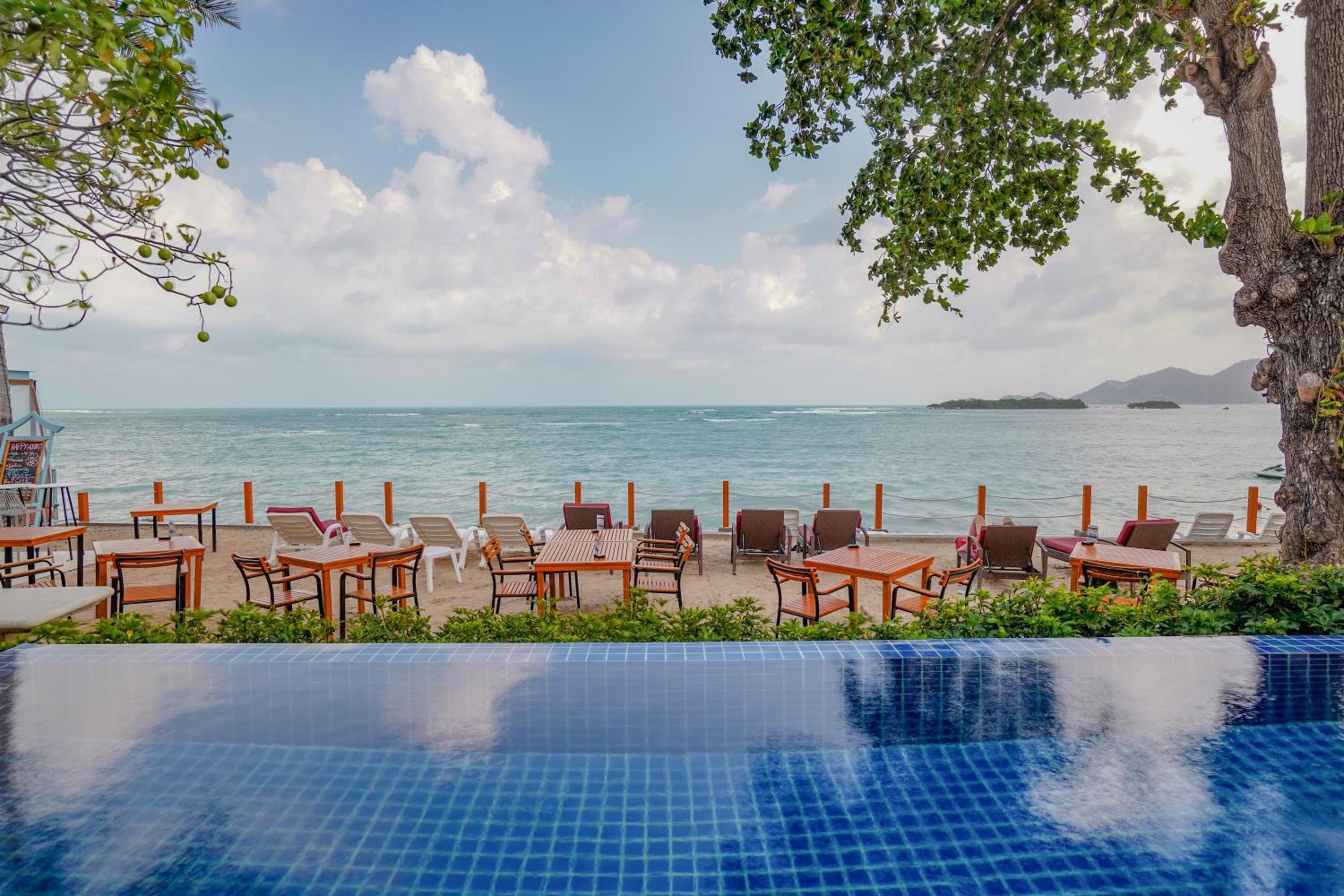 Oceanfront Villa with Private Pool - Photo 5