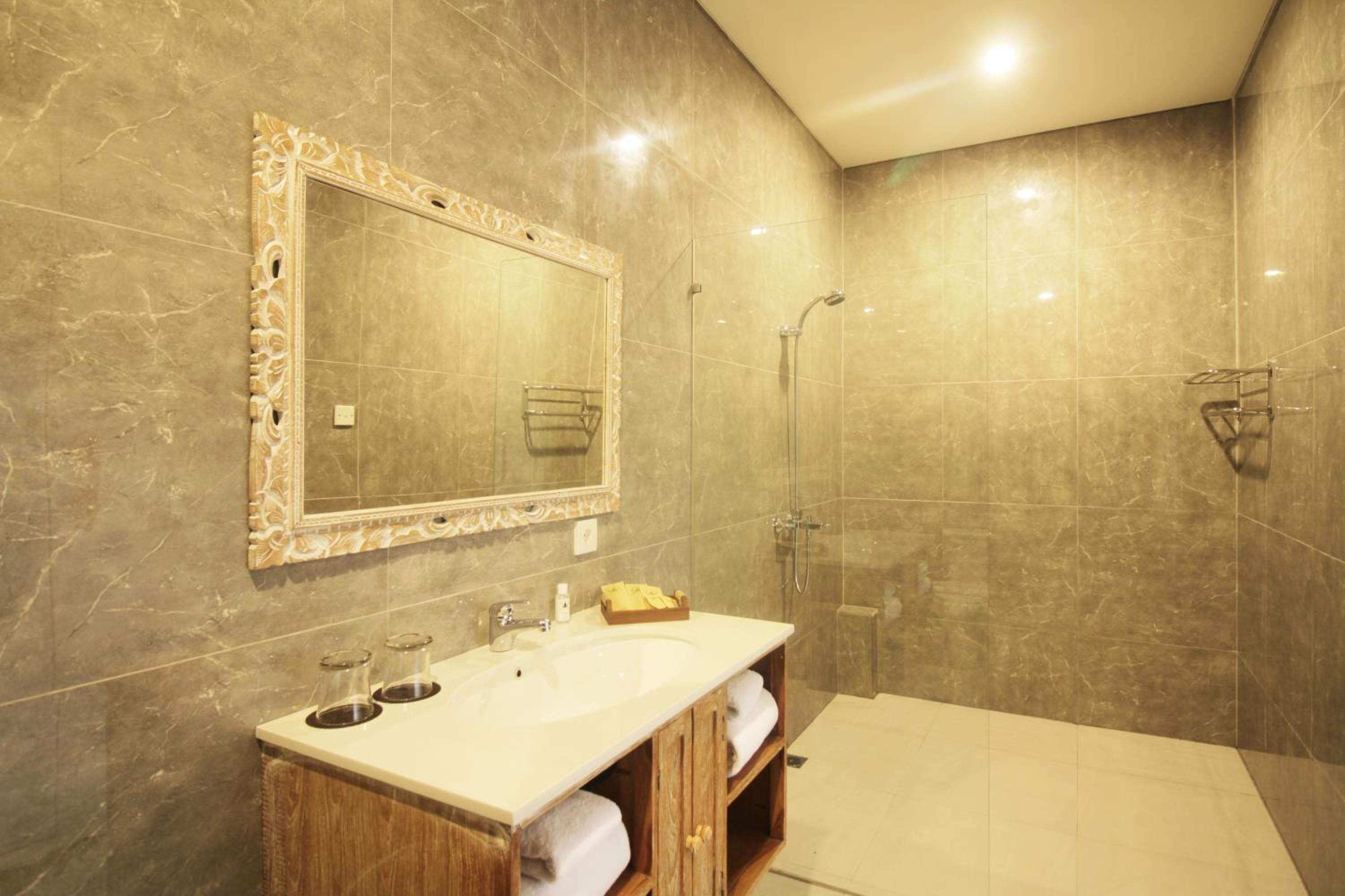 Deluxe Double or Twin Room - Photo 4