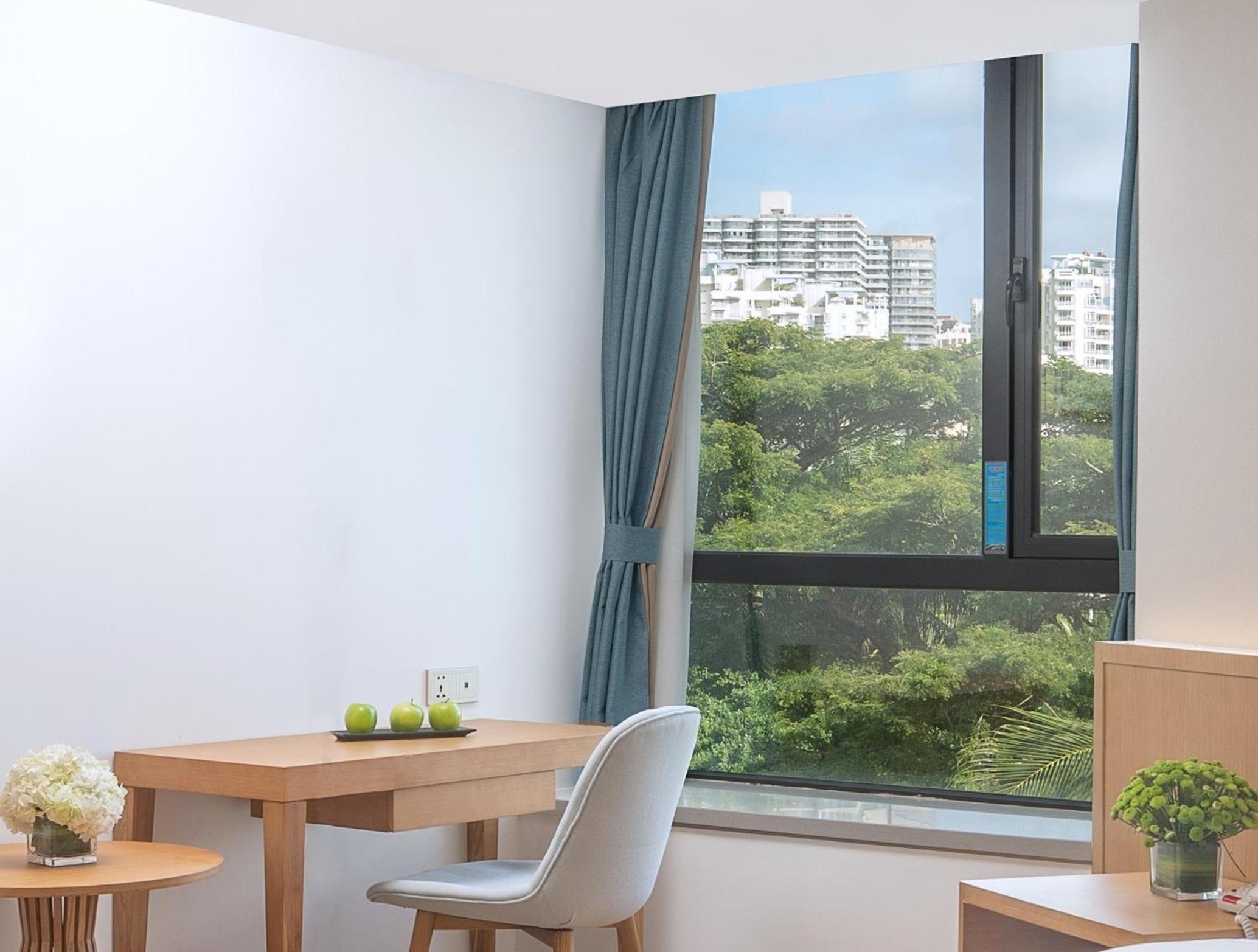  Elegant Garden View King Room photo 2