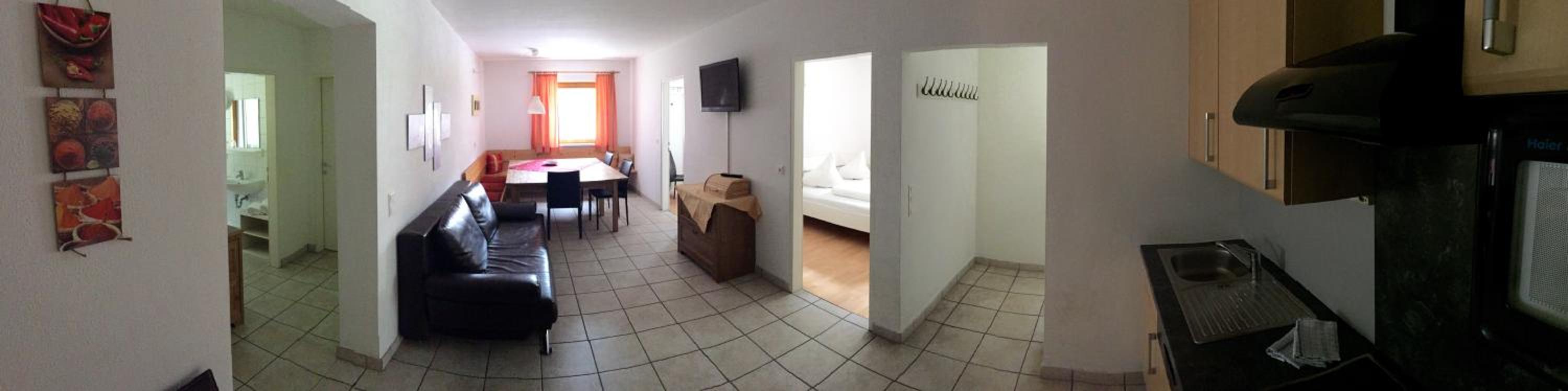 Apartment with Balcony photo 1