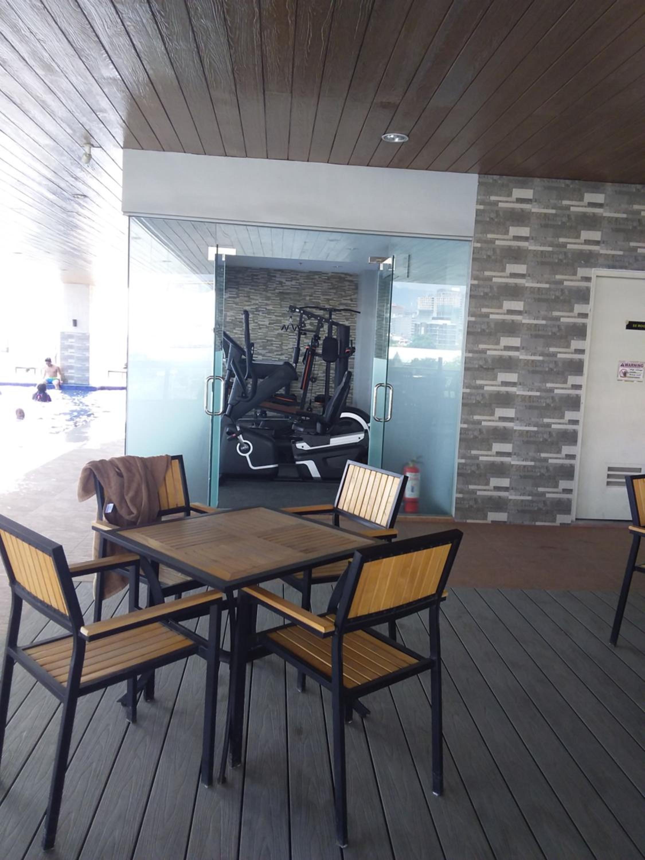 Studio with Balcony - Photo 17