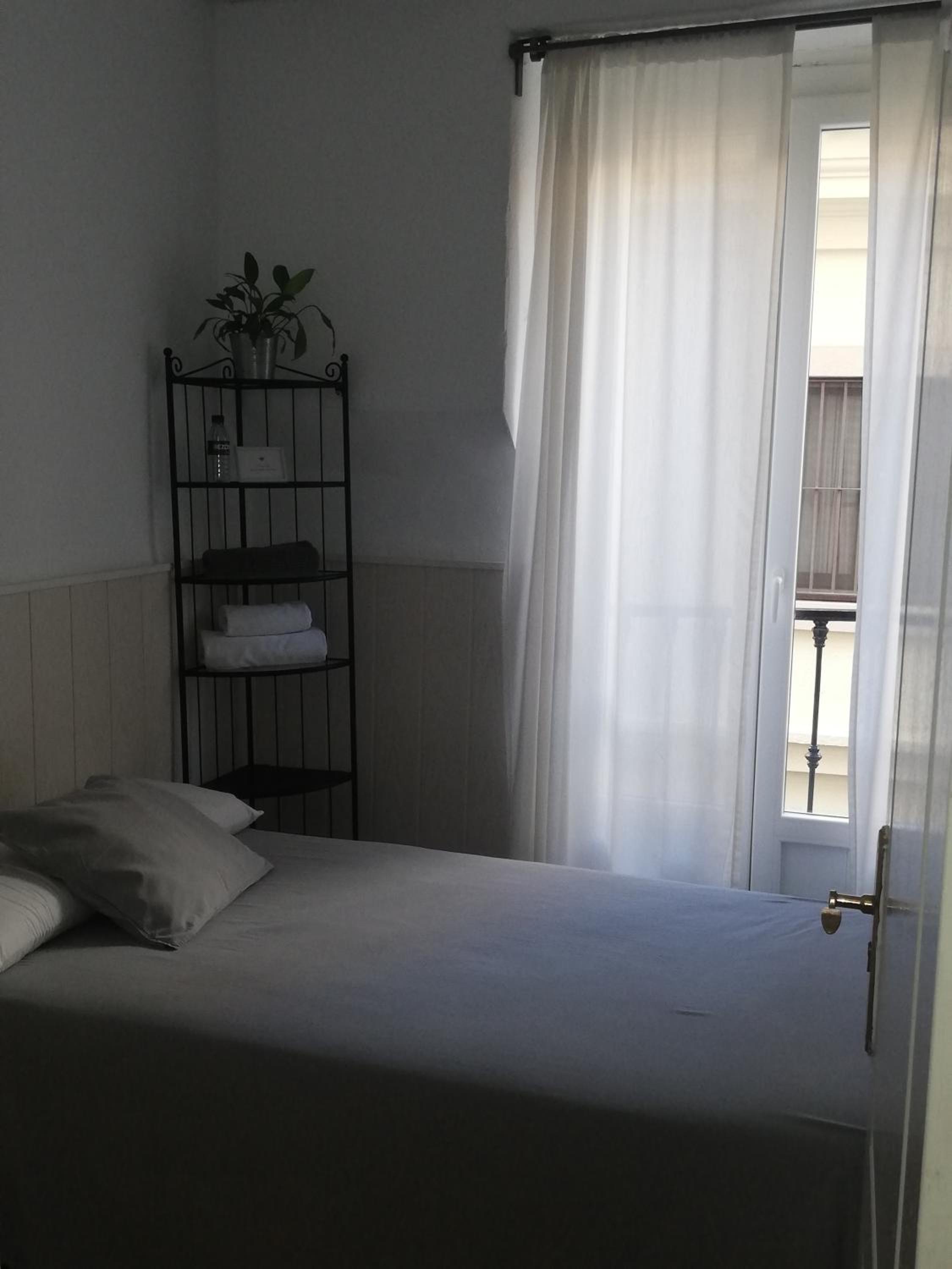 Habitación Individual Estándar con Baño Compartido