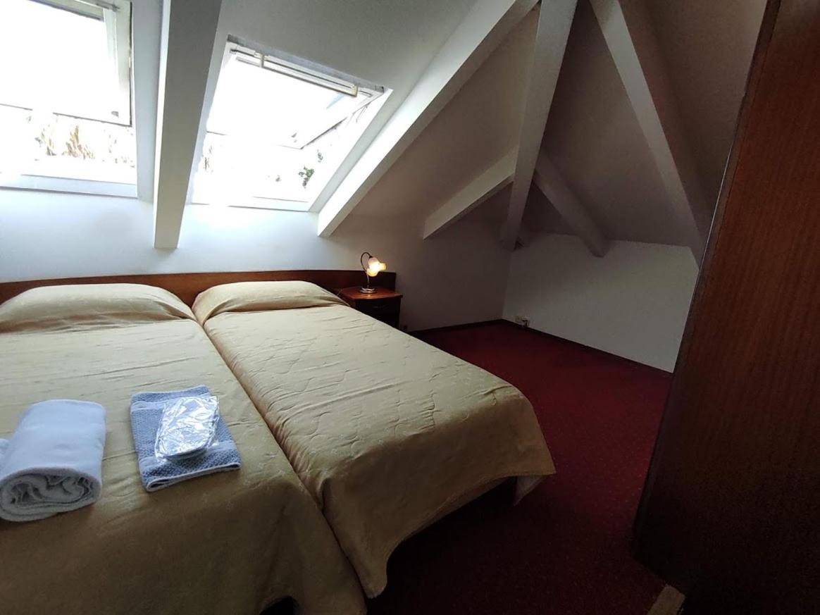 Single Room with Park View photo 2