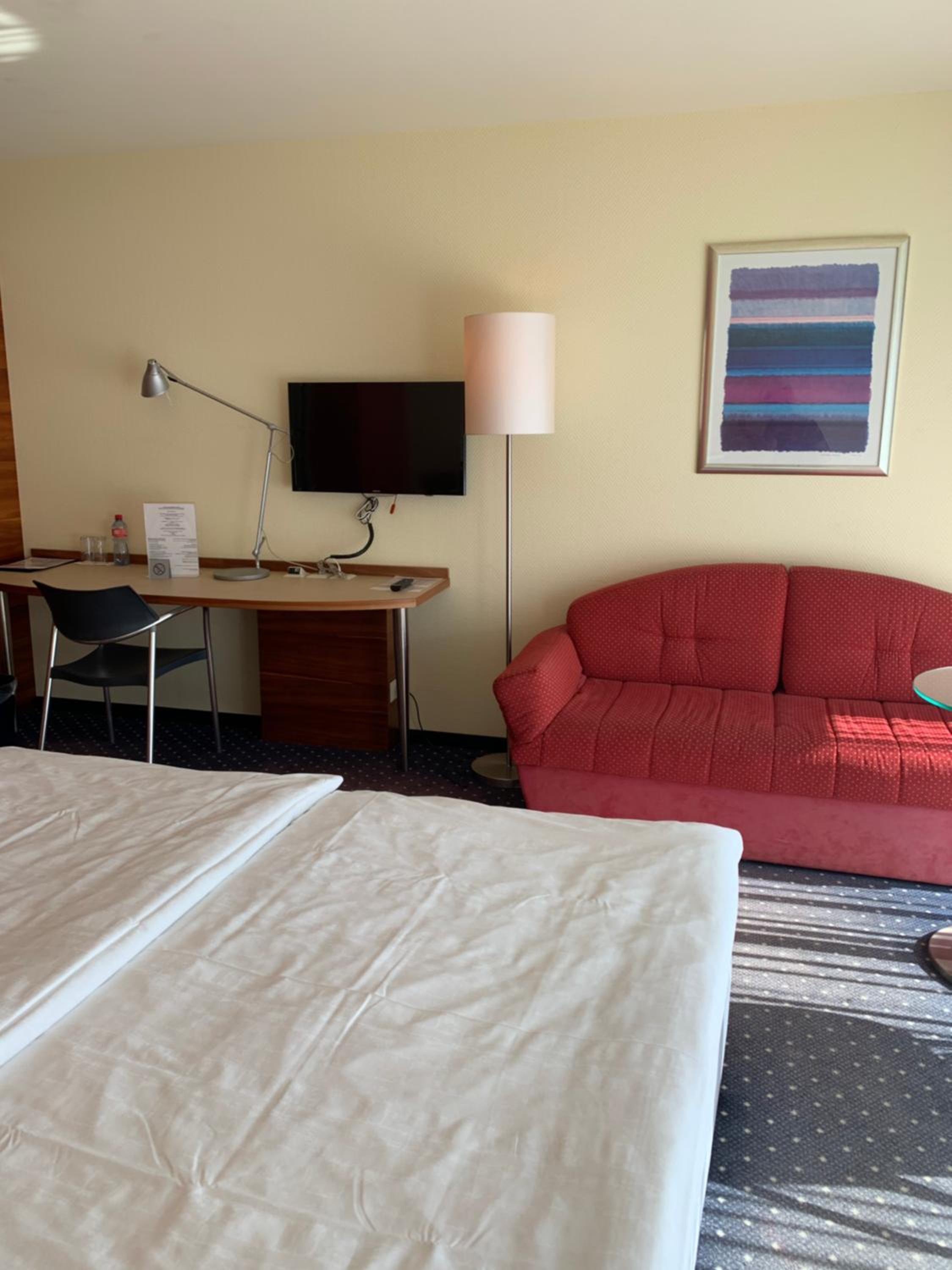 Double or Twin Room with Garden View - Photo 1