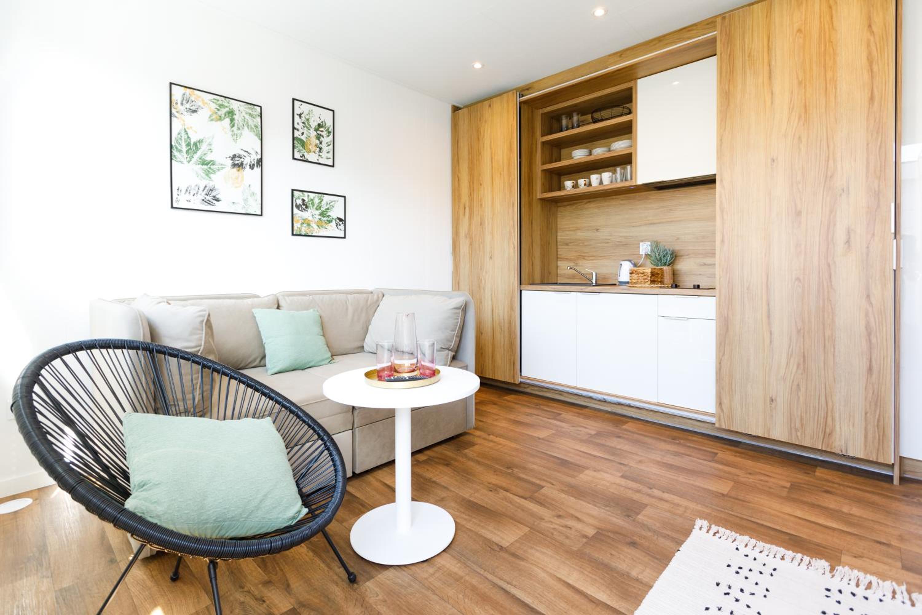 Apartment - Ground Floor photo 1