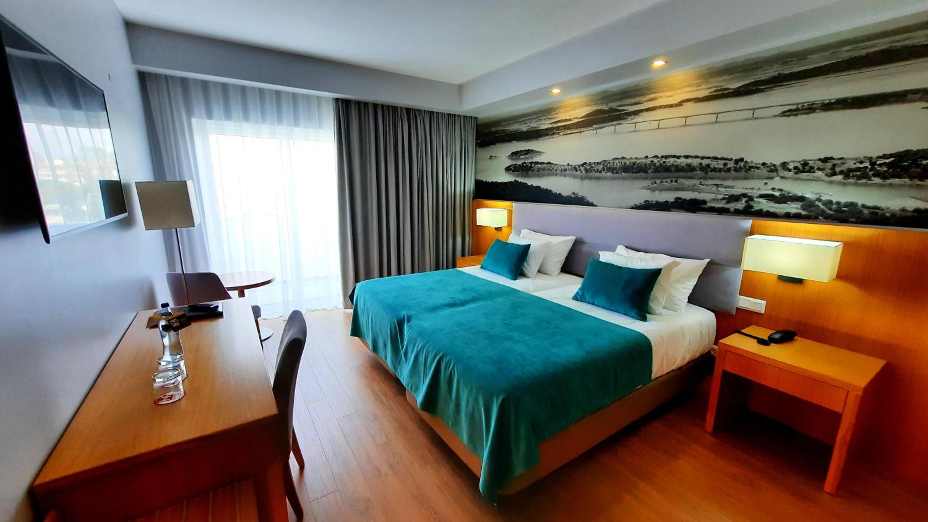 Superior Twin Room - Photo 13