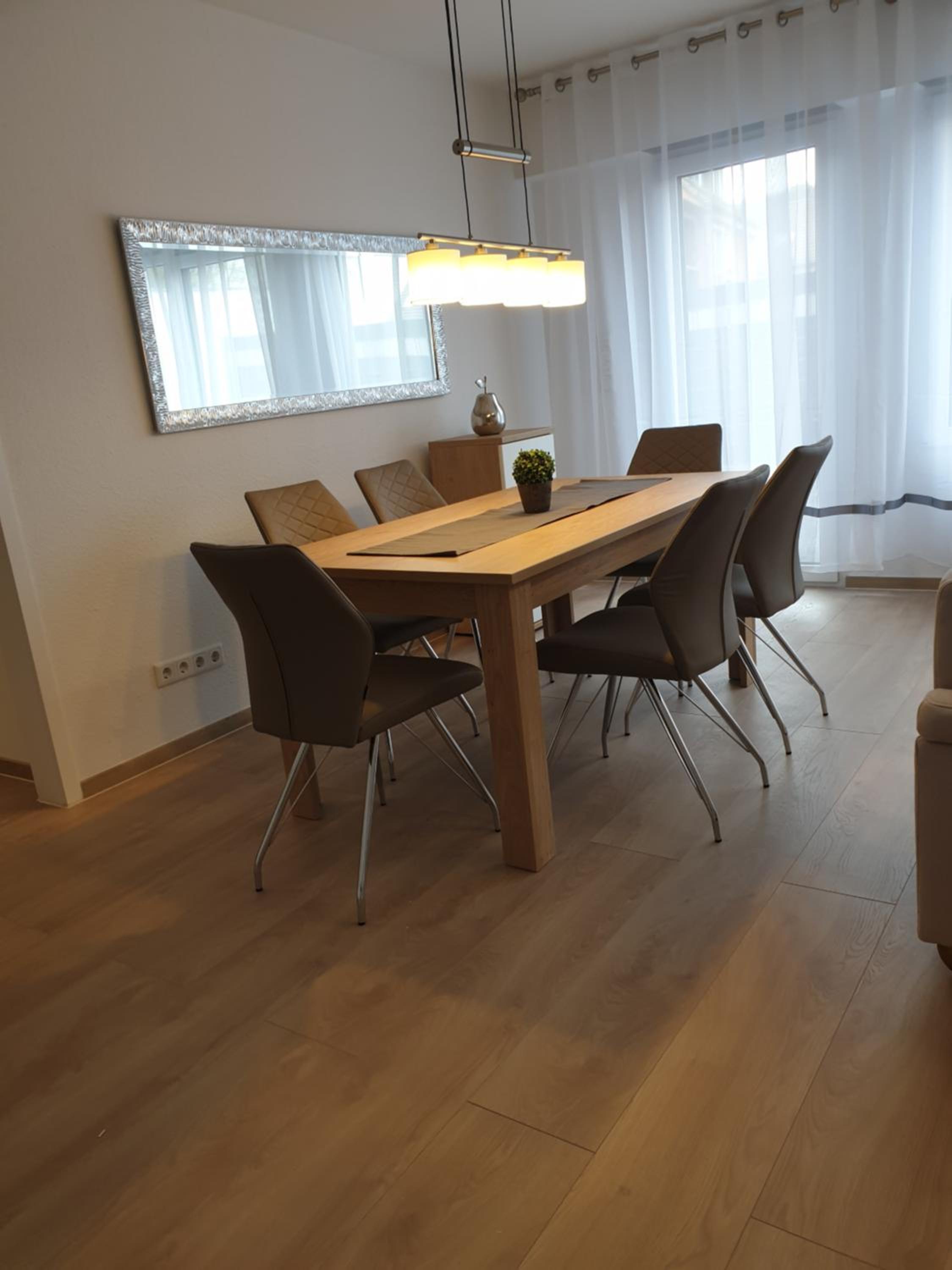Three-Bedroom Apartment photo 2