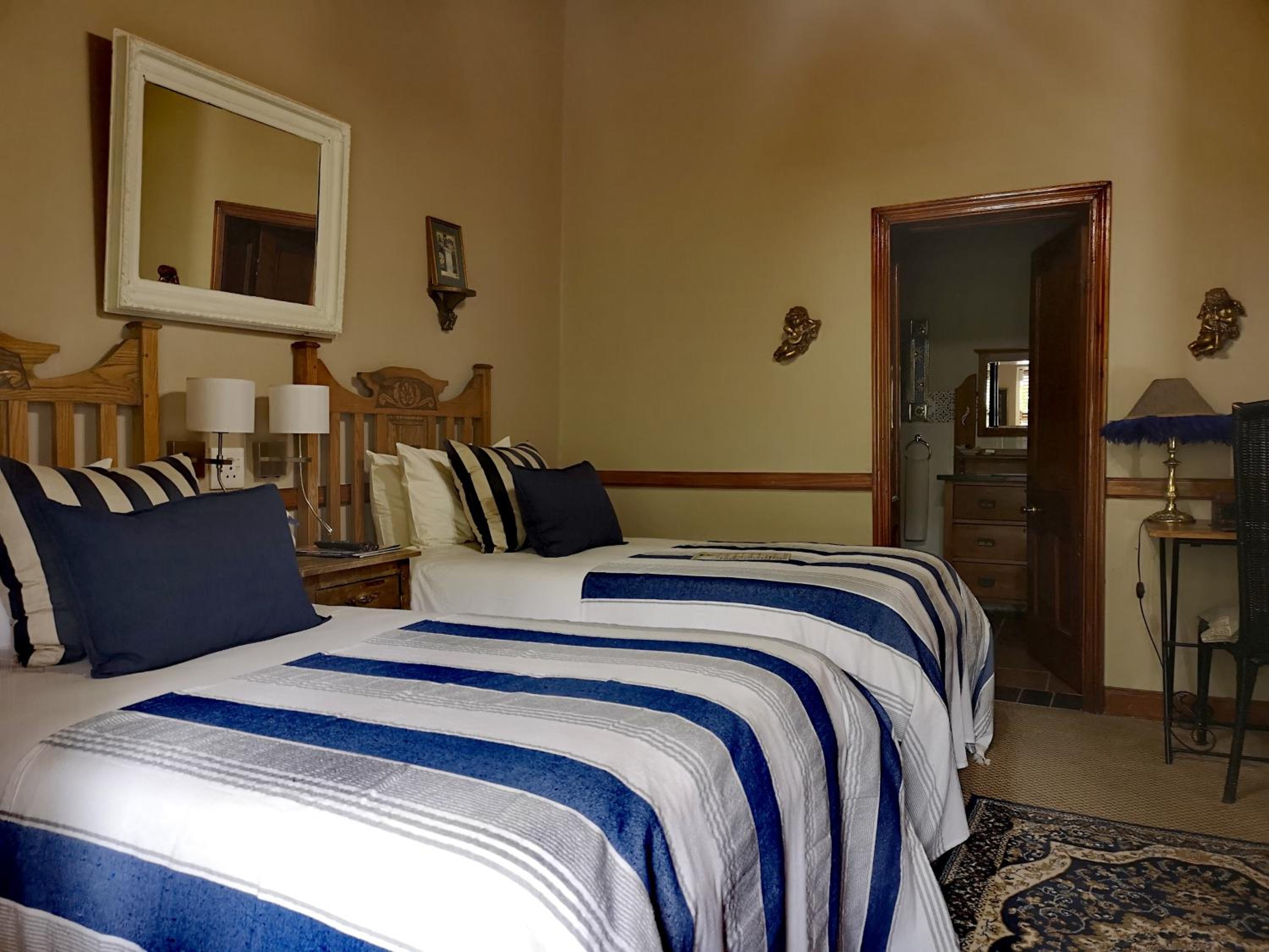 Standard Twin Room photo 3