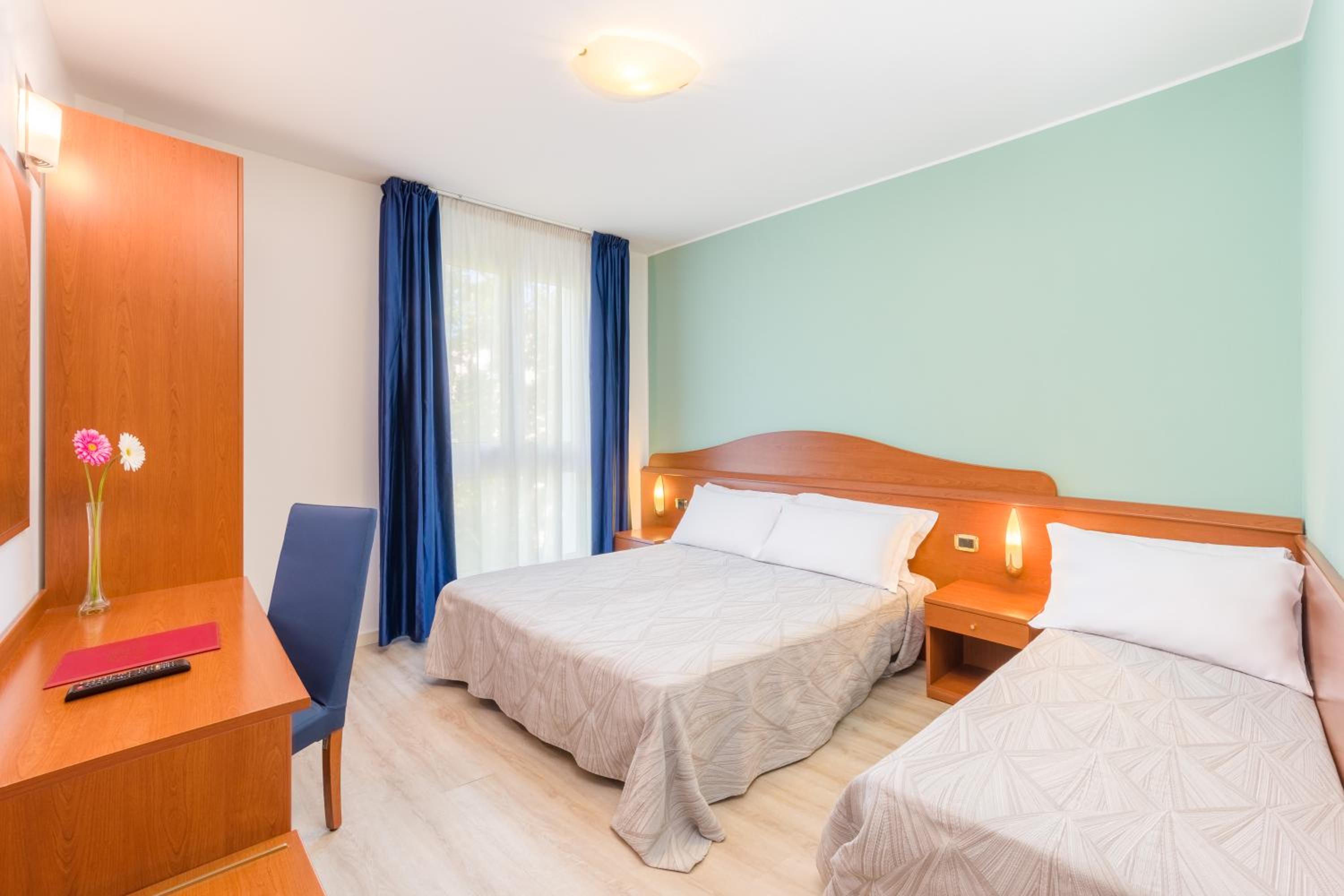 Triple Room - Photo 1