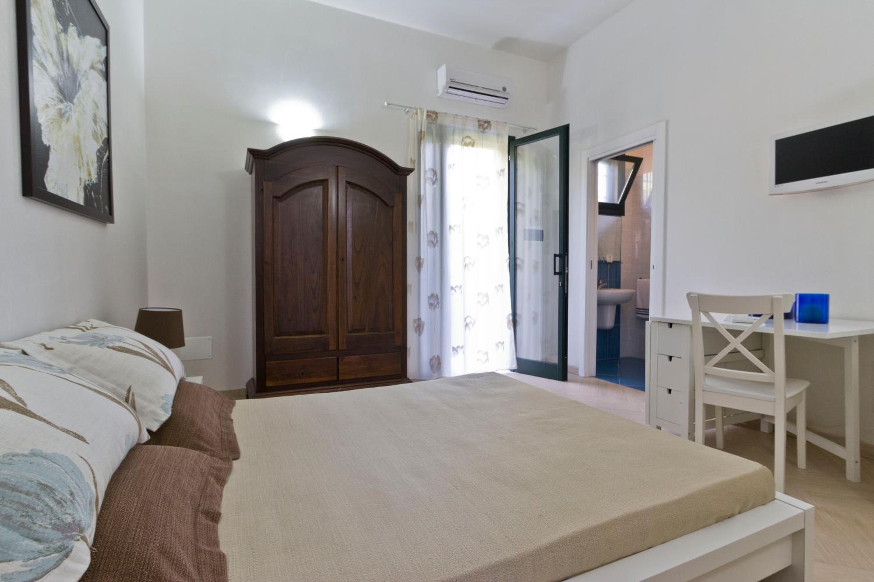 Double Room with Garden View photo 2