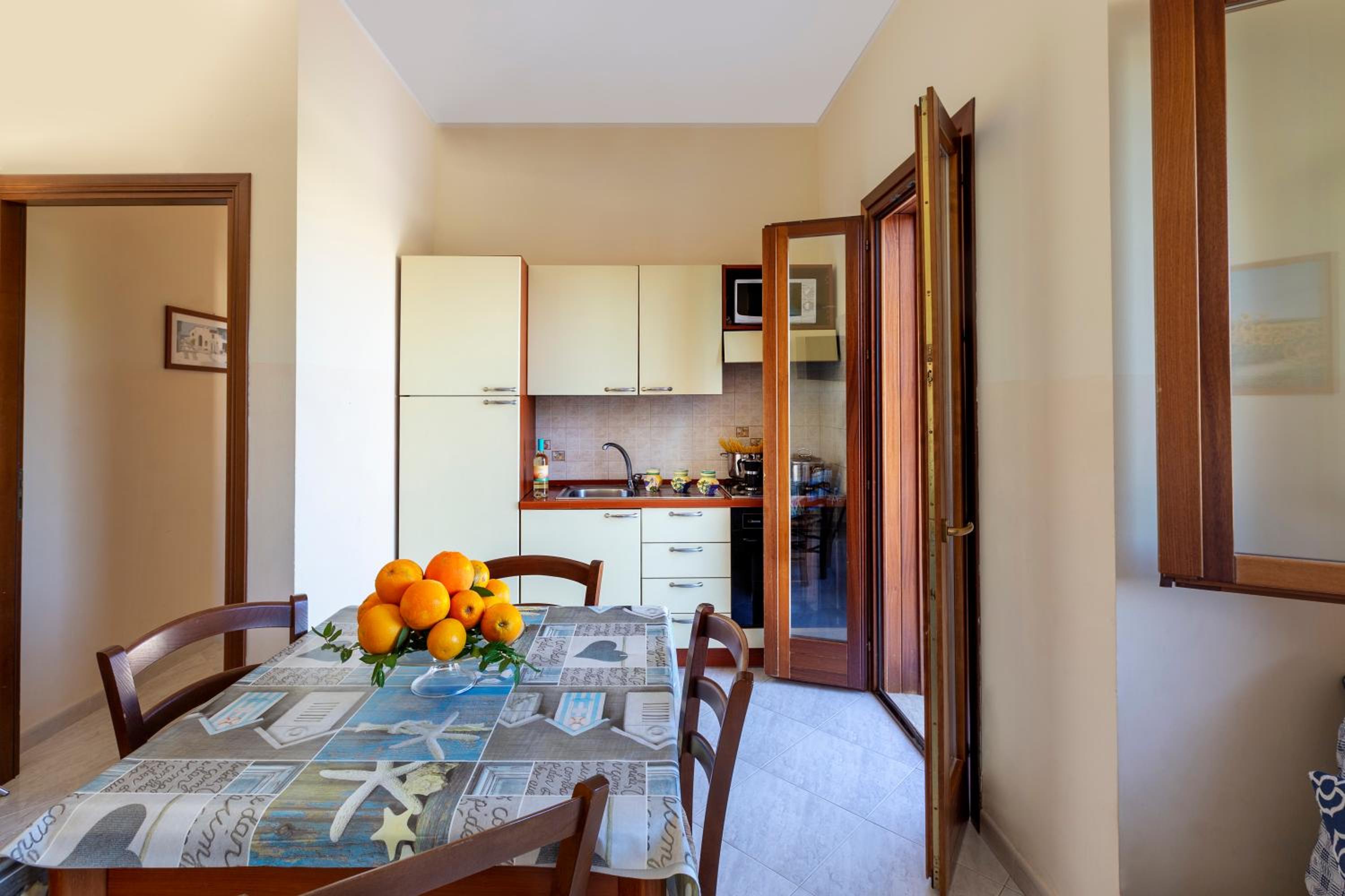 One-Bedroom Apartment (3 Adults) - Photo 5