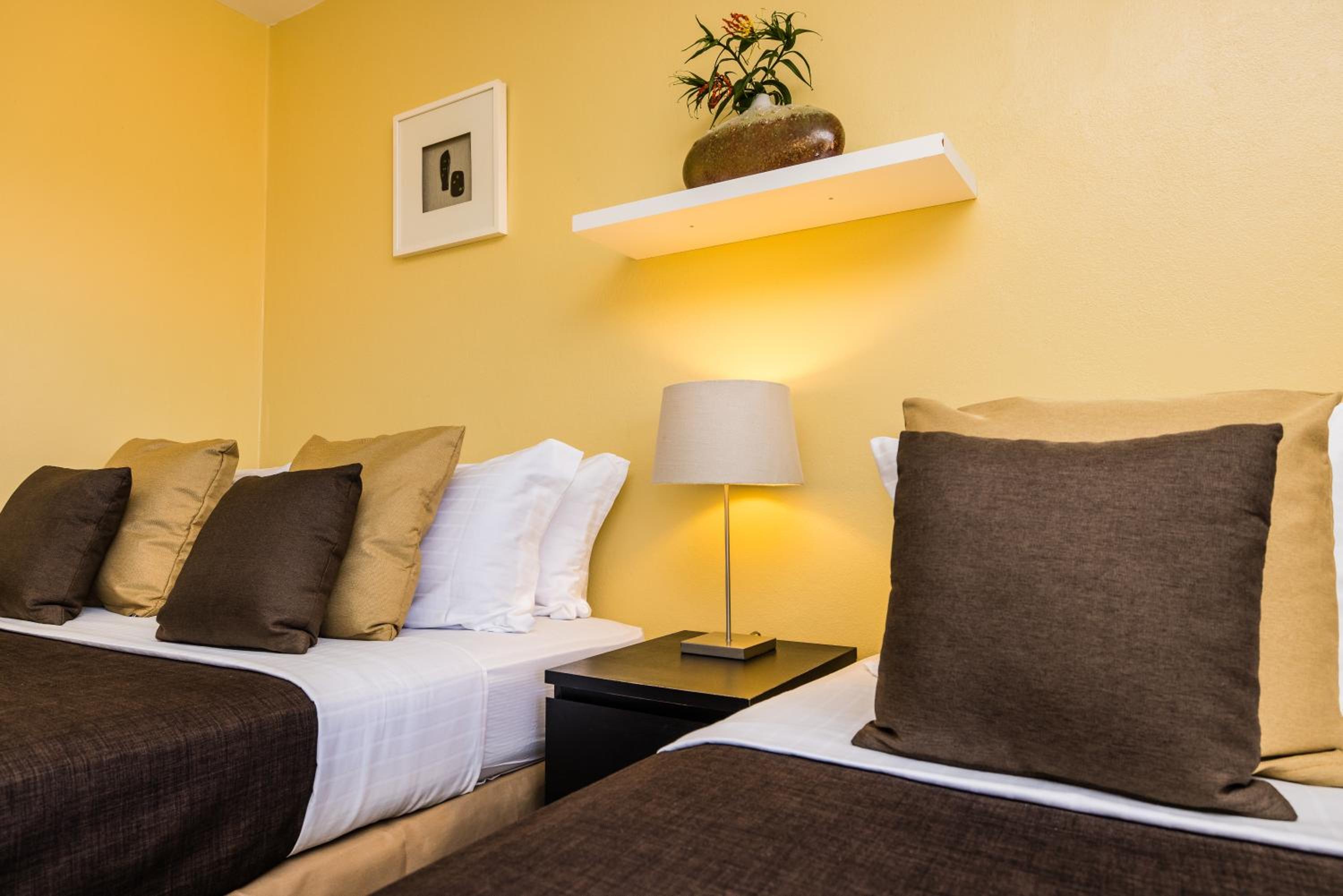Royal One-Bedroom Suite photo 3