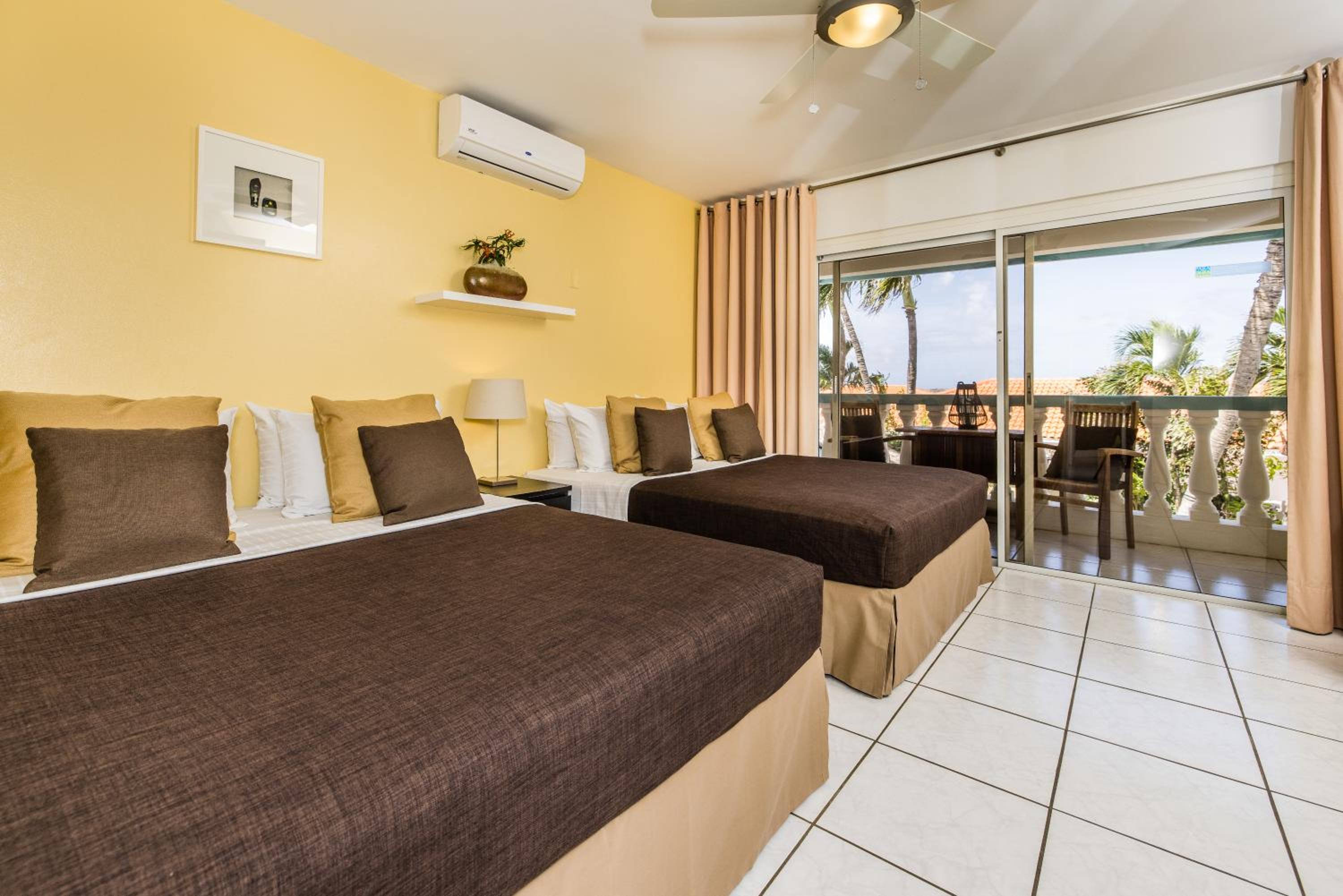 Royal One-Bedroom Suite