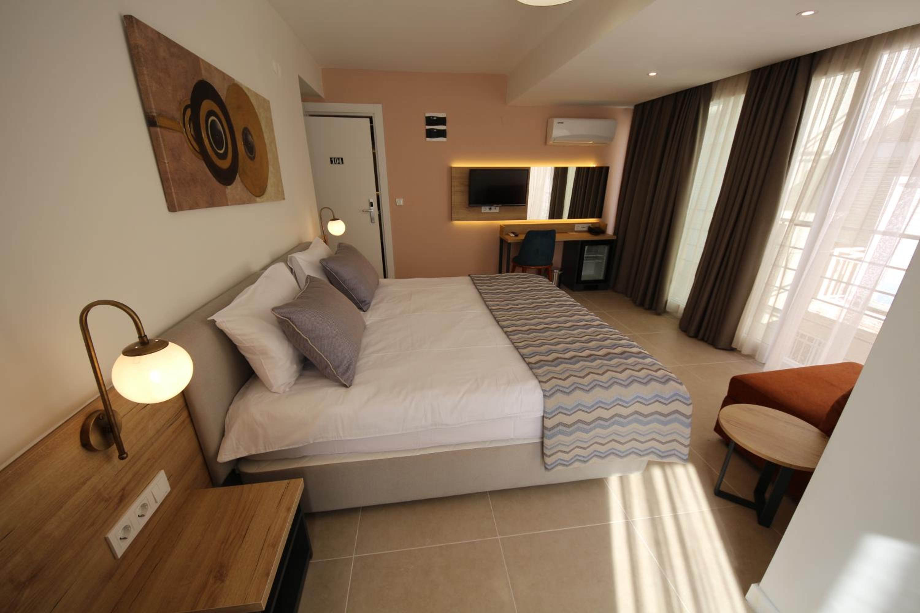 Family Room with Balcony - Photo 8