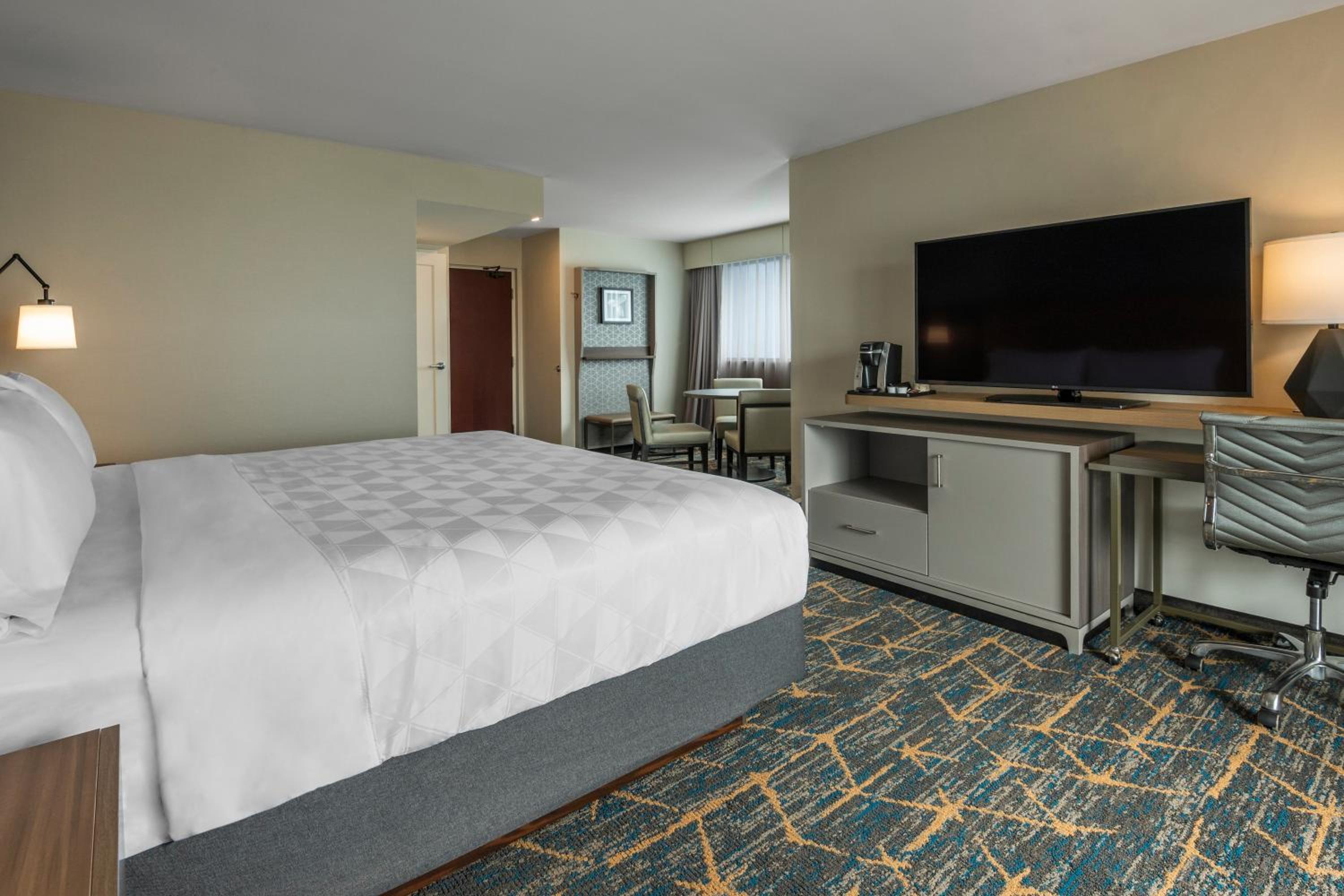 King Corner Premium - Harbor View photo 1