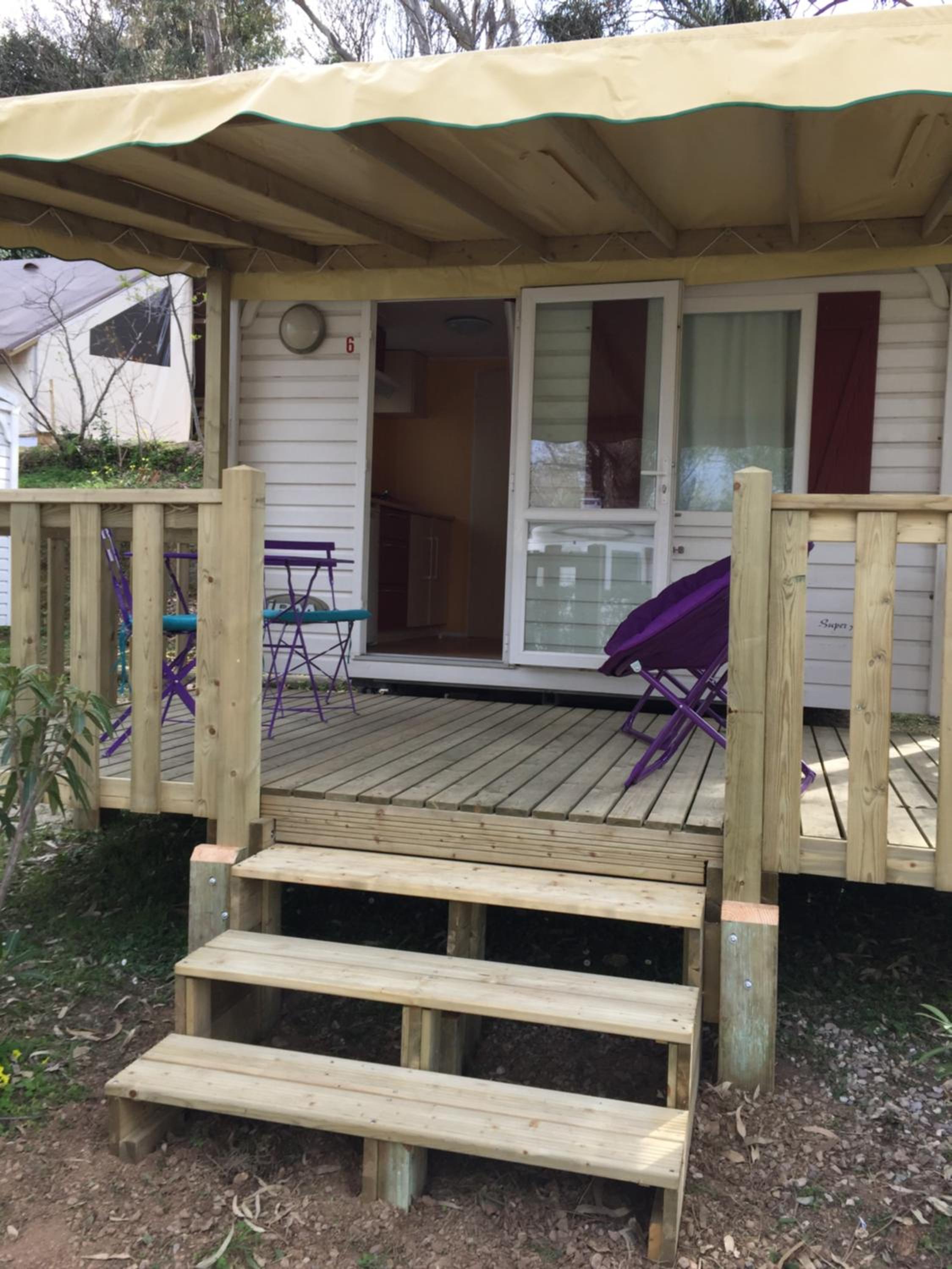 One-Bedroom Bungalow photo 2